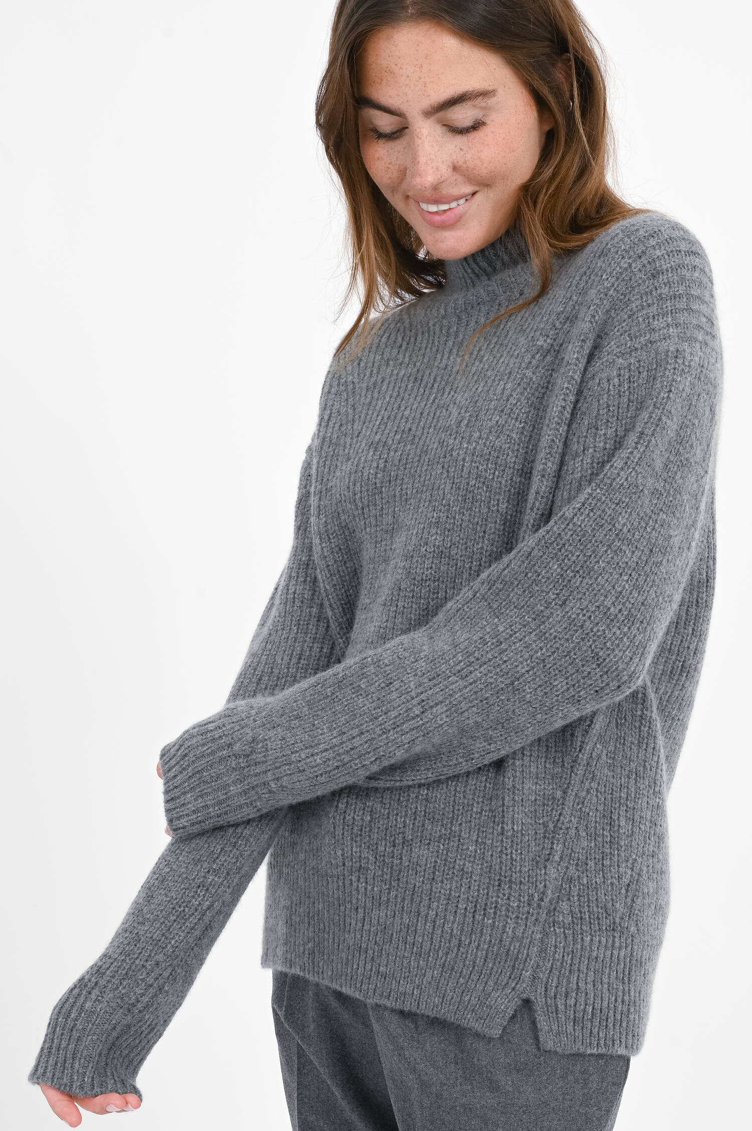 Wollpullover mit Stehkragen in Dunkelgrau meliert