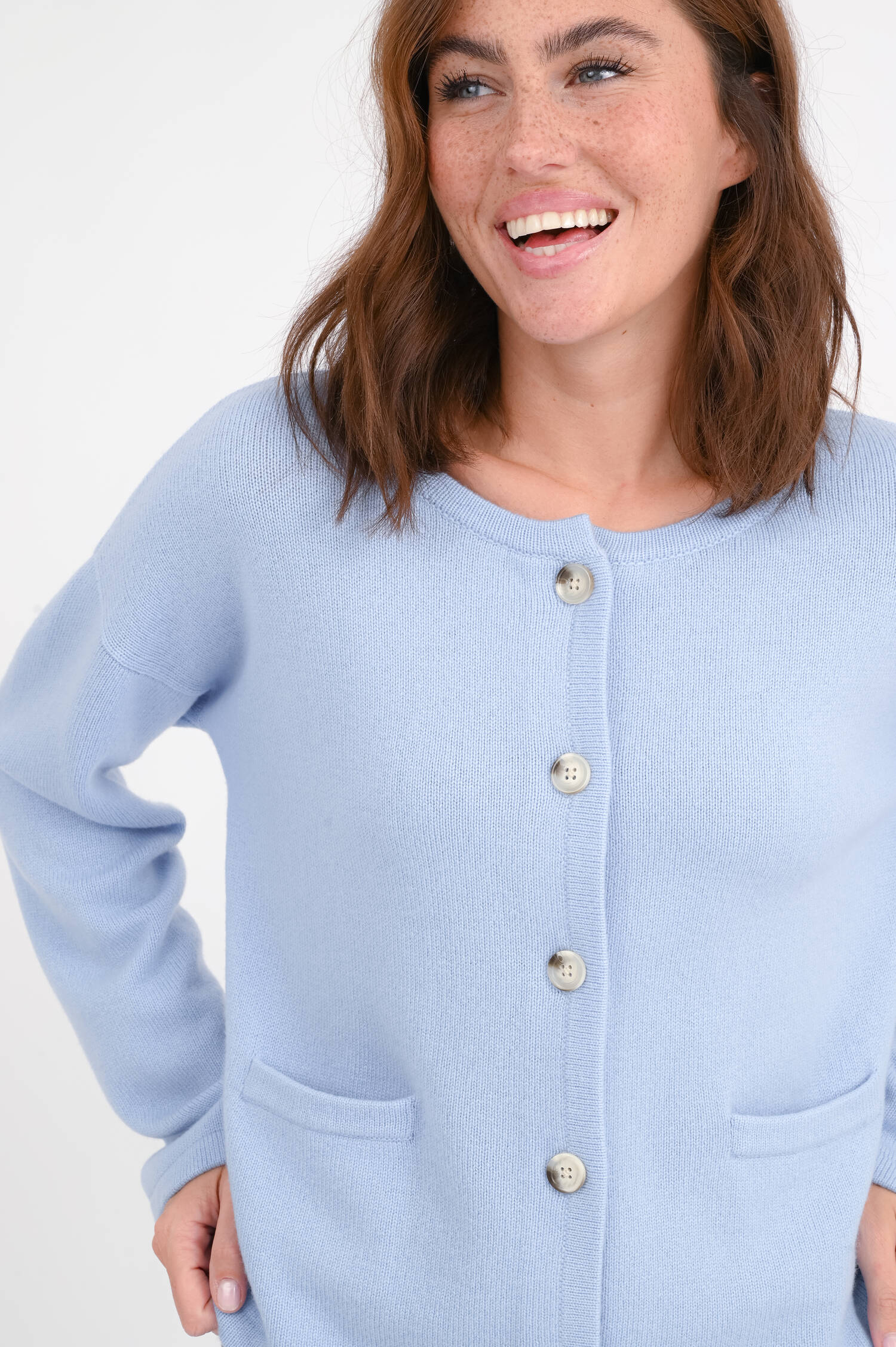 Strickweste aus Woll-Cashmere-Mix in Hellblau