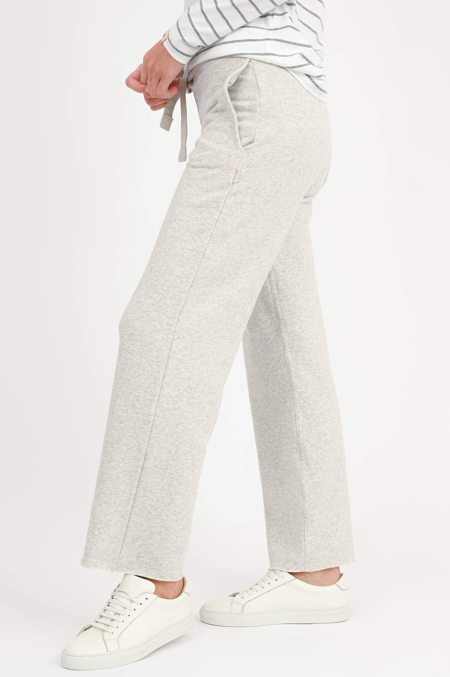 Sweatpants mit weitem Bein in Hellgrau