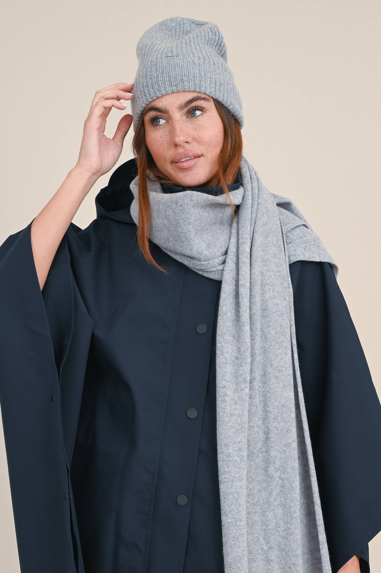 Kaschmir Rippstrick-Mütze in Hellgrau