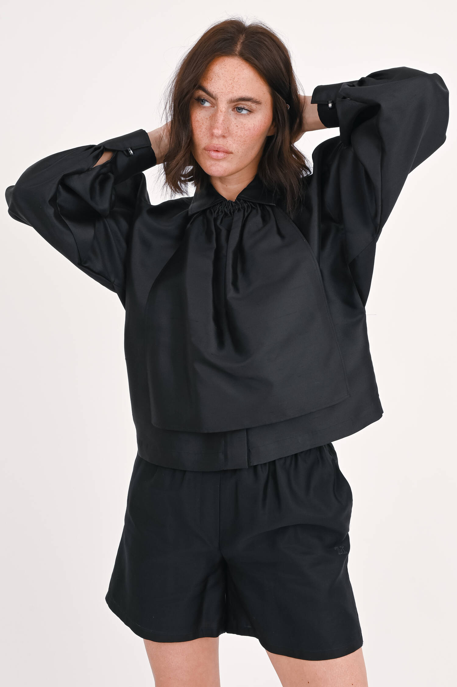 Shorts PIADENA in Schwarz Shorts PIADENA in Schwarz