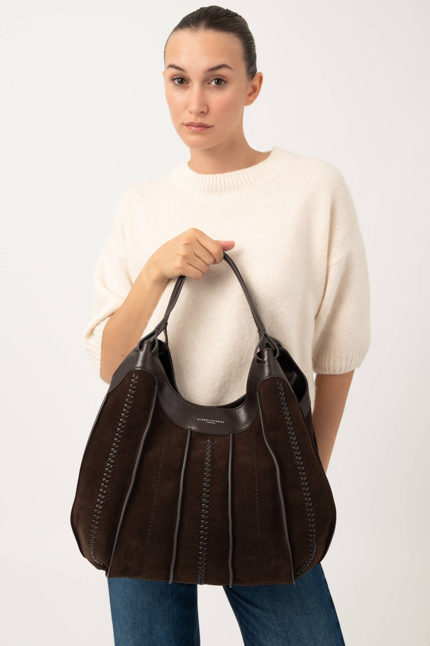 Veloursleder-Schultertasche DUA in Dunkelbraun