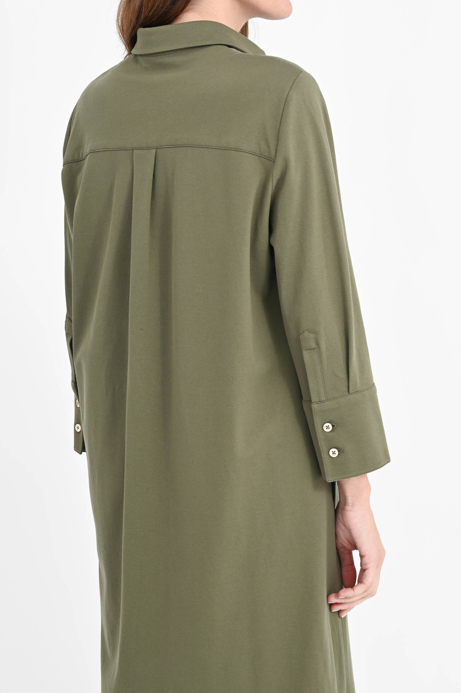 Polokleid mit aufgesetzter Tasche in Basil Polokleid mit aufgesetzter Tasche in Basil