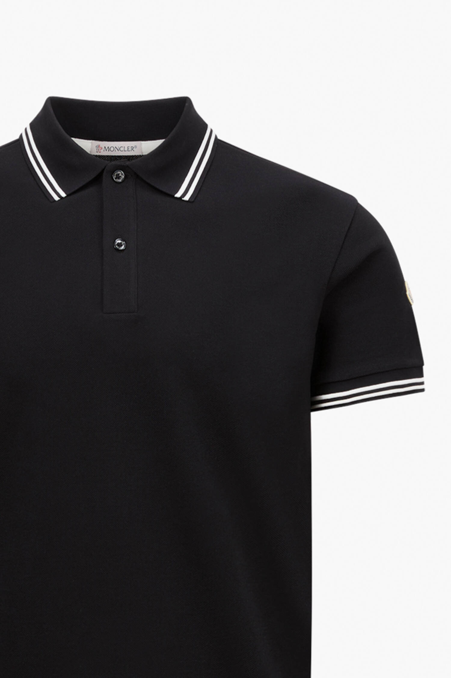 Poloshirt mit Kragendetail in Schwarz/Weiß Poloshirt mit Kragendetail in Schwarz/Weiß