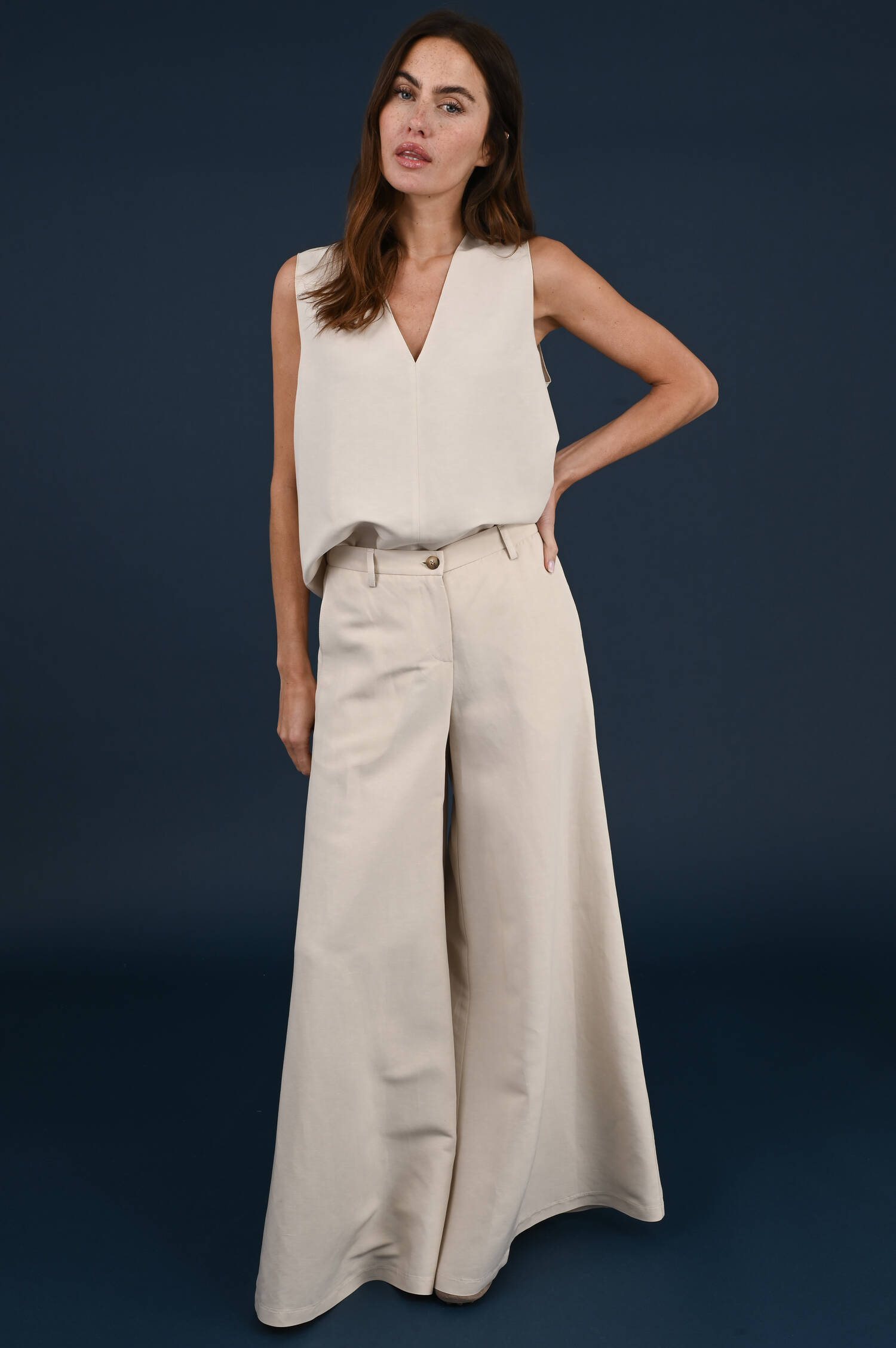 Wide Leg Baggy Hose in Gessobeige Wide Leg Baggy Hose in Gessobeige