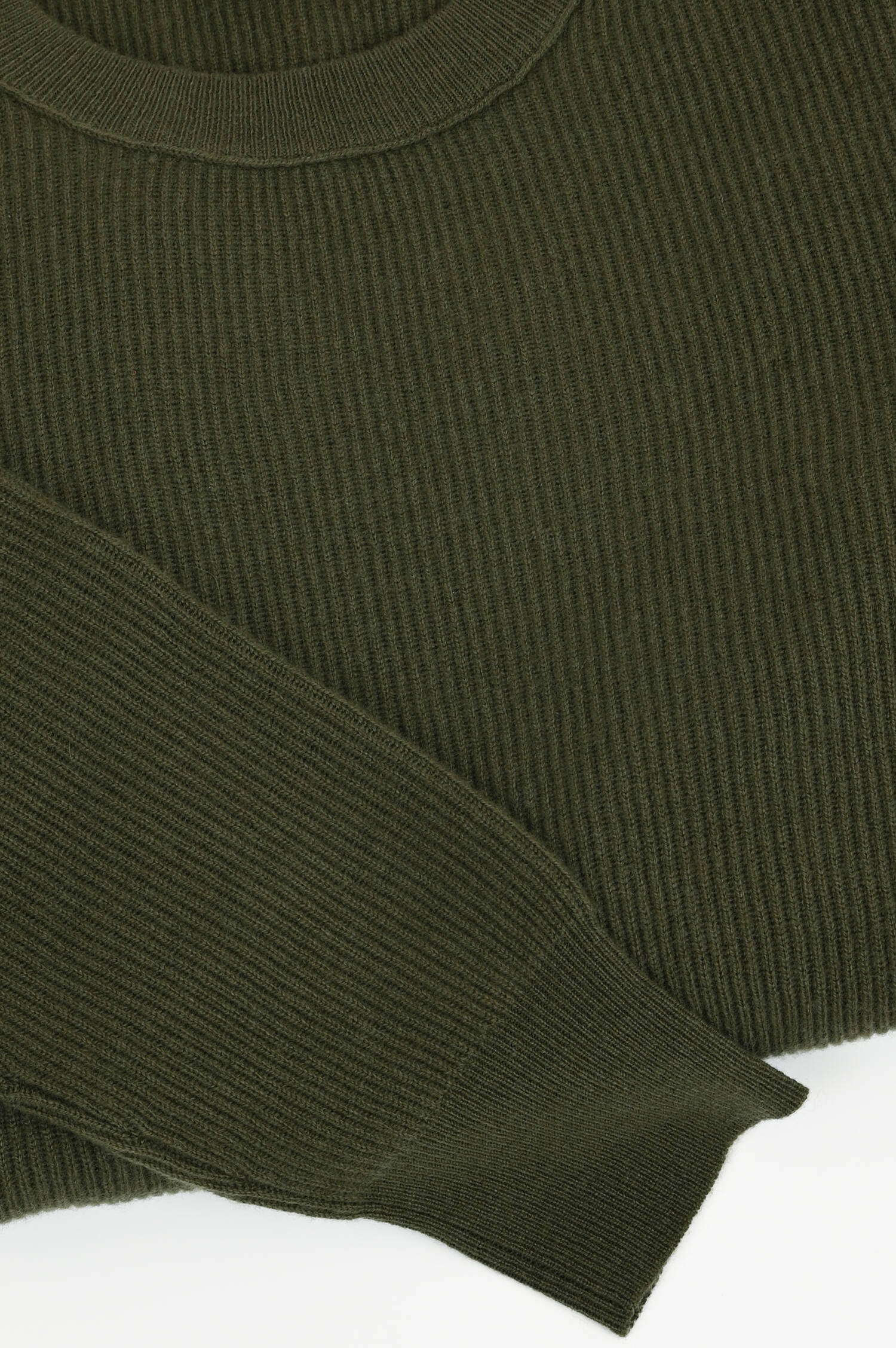 Pullover aus Woll-Cashmere-Mix  in Oliv