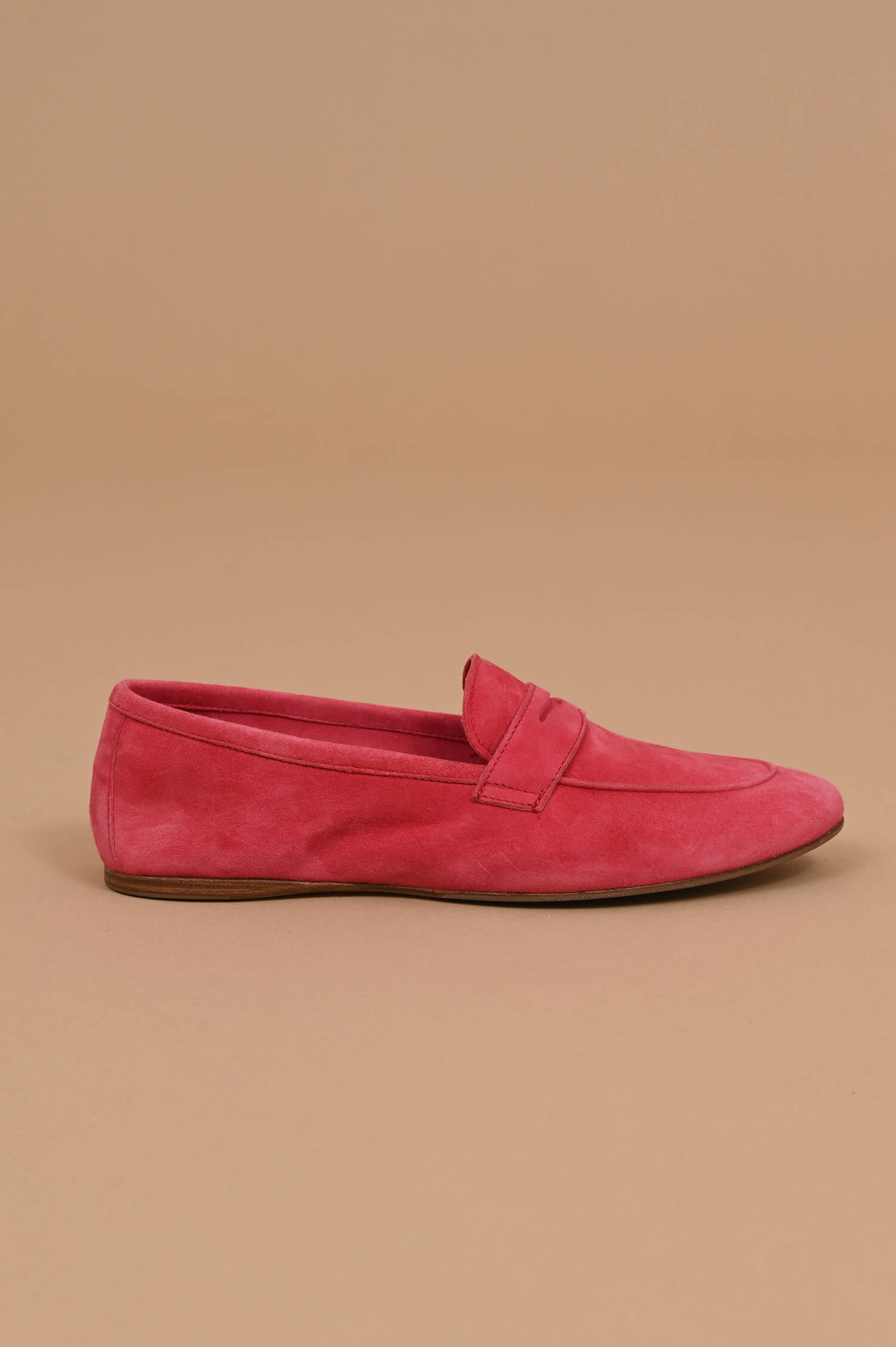 Veloursleder-Loafer in Wassermelonenrot Veloursleder-Loafer in Wassermelonenrot