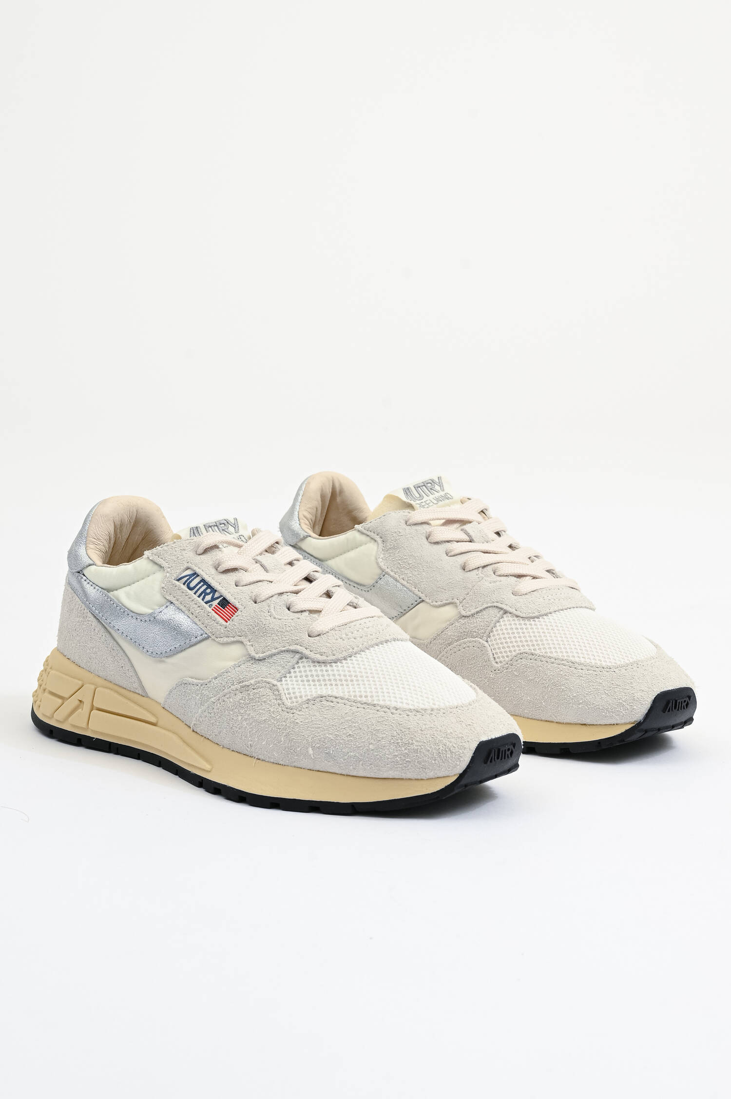 Sneaker REELWIND LOW in Hellgrau/Weiß/Silber Sneaker REELWIND LOW in Hellgrau/Weiß/Silber