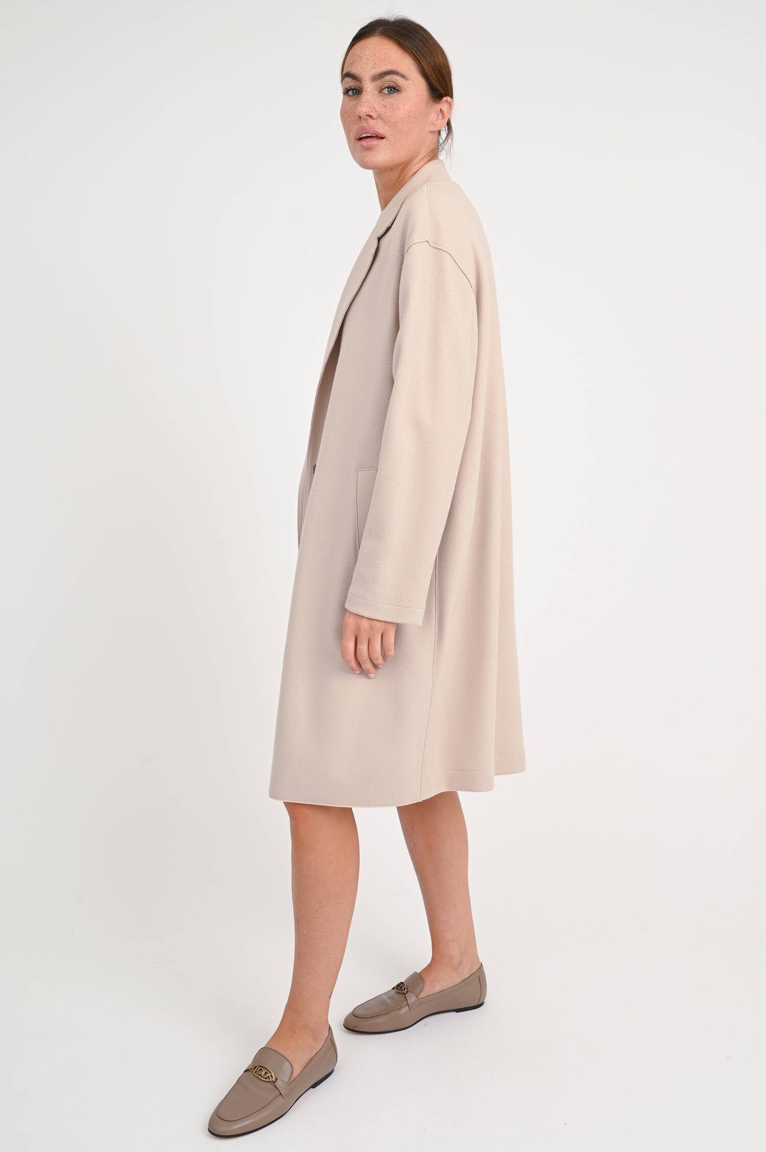 Mantel aus Schurwolle in Almond