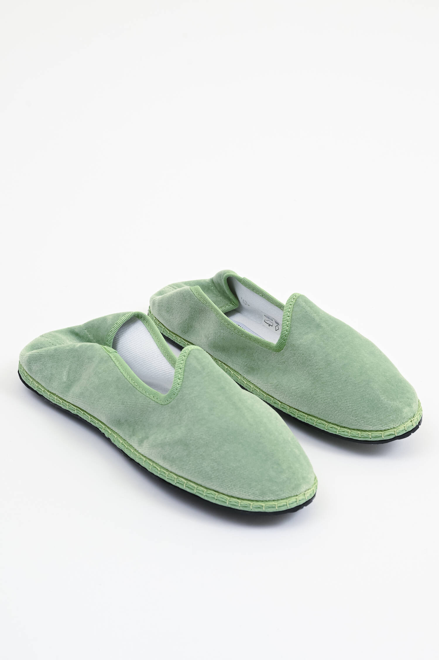 Samt-Loafer in hellem Mint