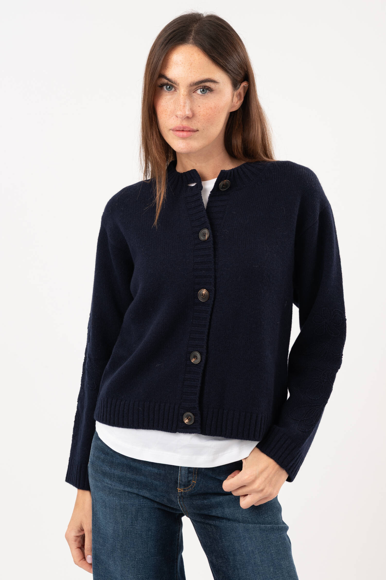 Woll-Mix-Cardigan mit Blumenstickerei in Navy Woll-Mix-Cardigan mit Blumenstickerei in Navy