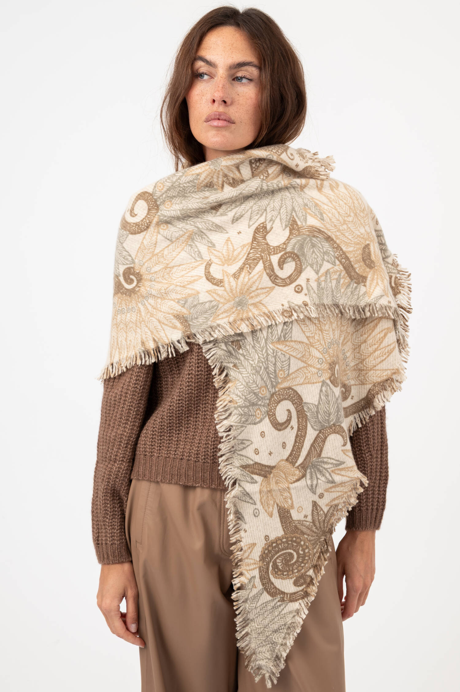 Cashmere-Dreieckstuch INKE in Beige/Braun Cashmere-Dreieckstuch INKE in Beige/Braun