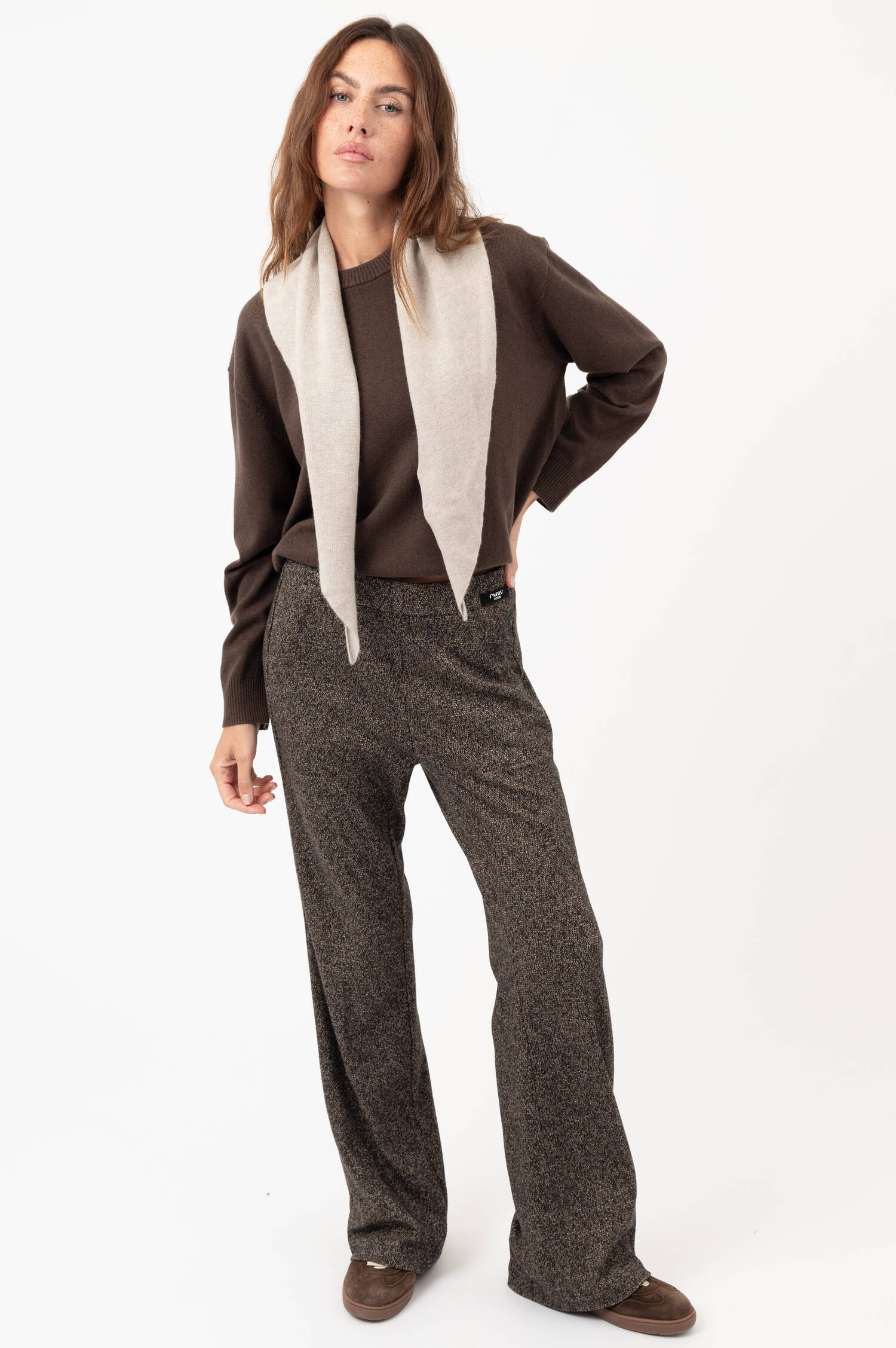 Tweed-Schlupfhose in Oliv-Beige meliert Tweed-Schlupfhose in Oliv-Beige meliert