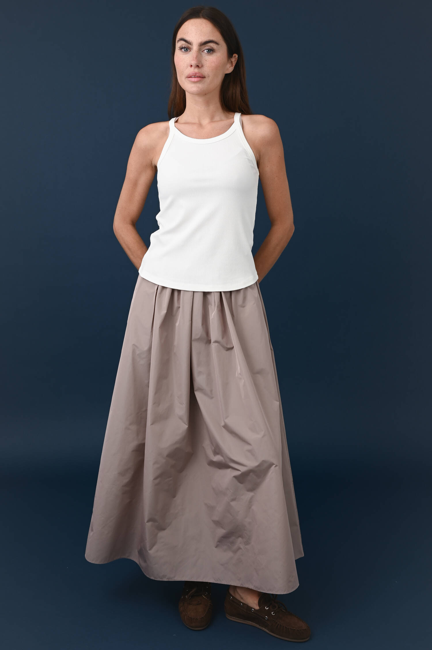 Midirock mit Rüschen am Bund in Cipriarosa Midirock mit Rüschen am Bund in Cipriarosa