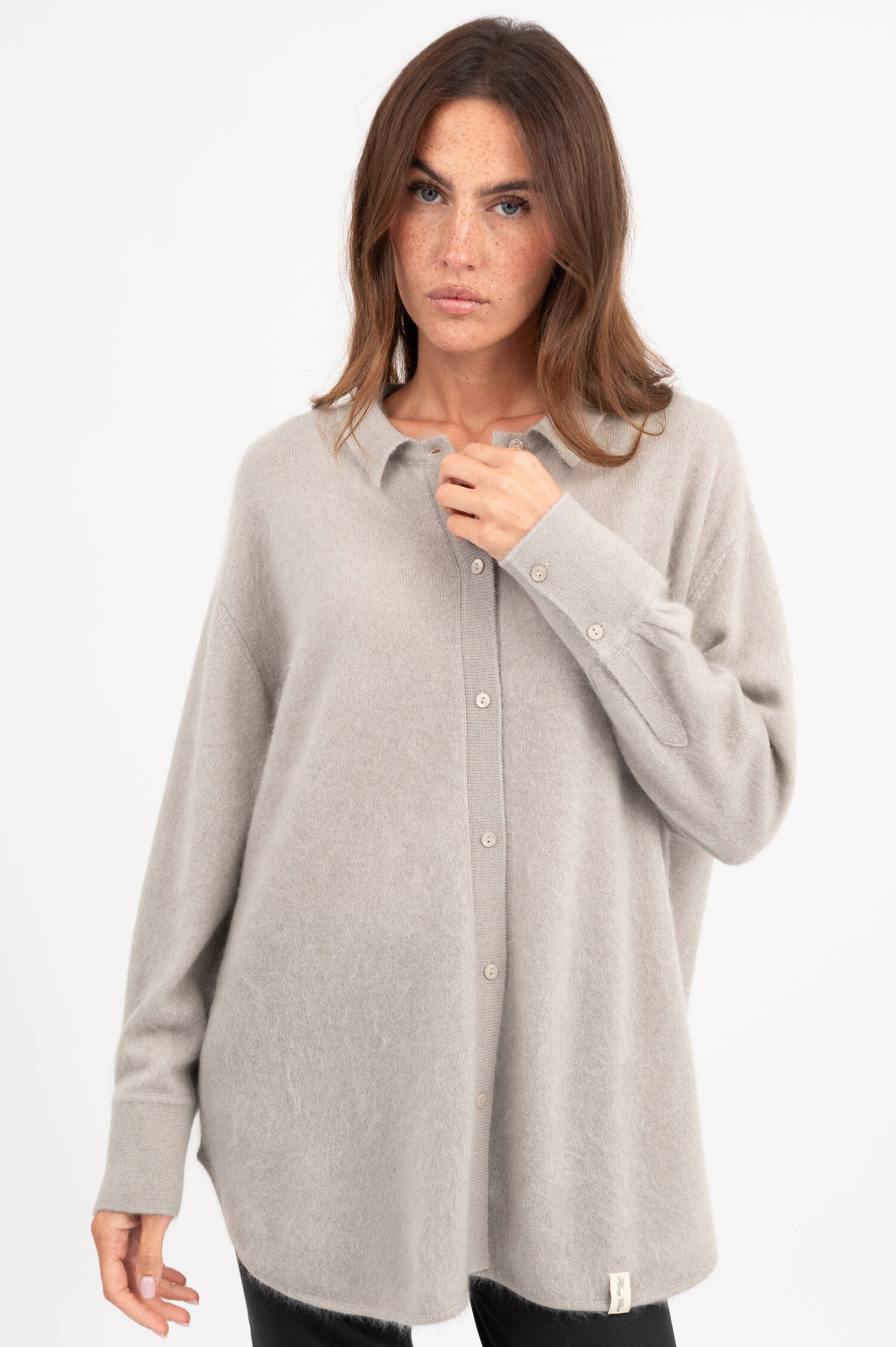 Strickhemd aus Cashmere in Grau Strickhemd aus Cashmere in Grau