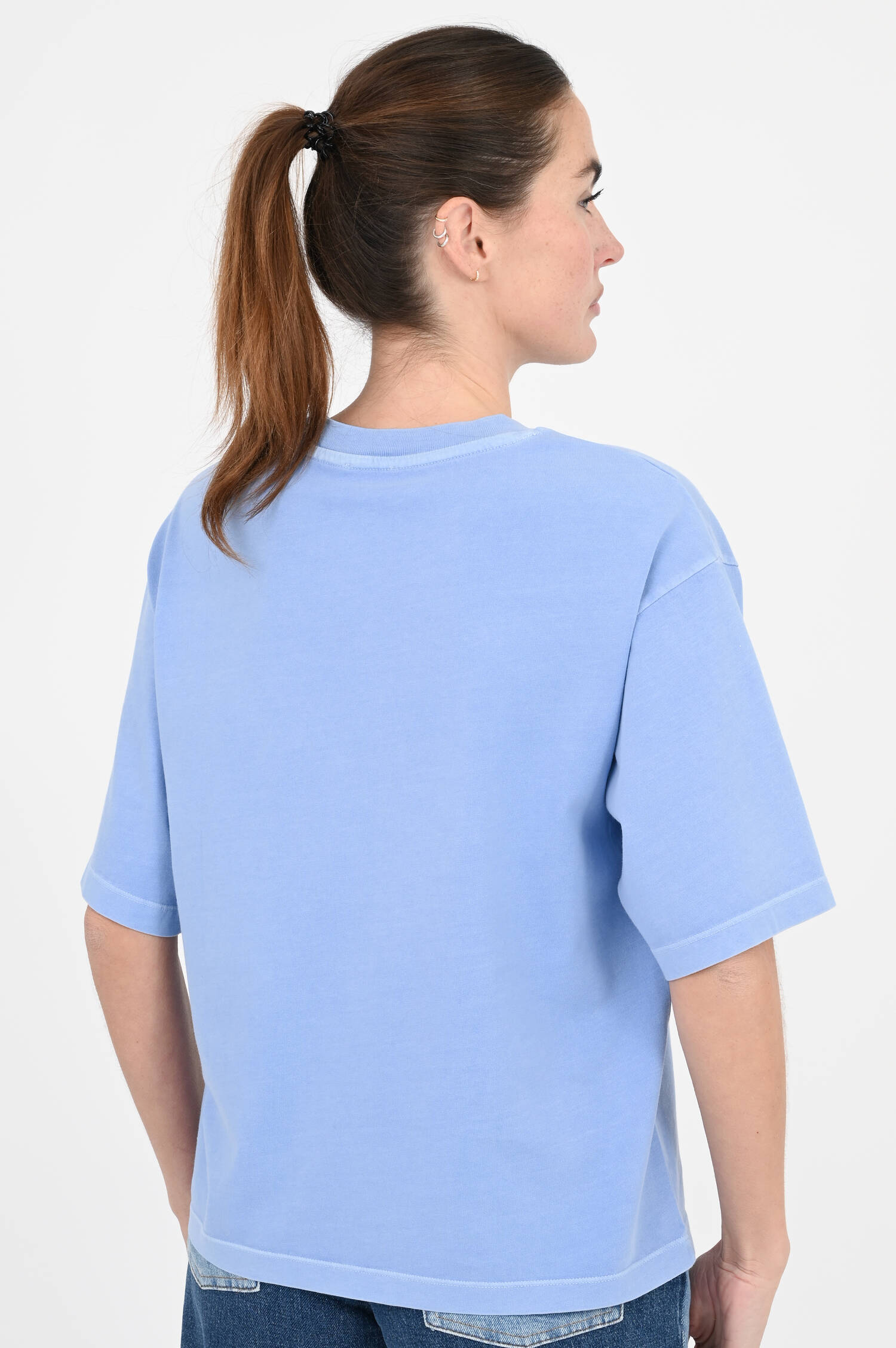 T-Shirt mit Logo-Patch in Skyblue