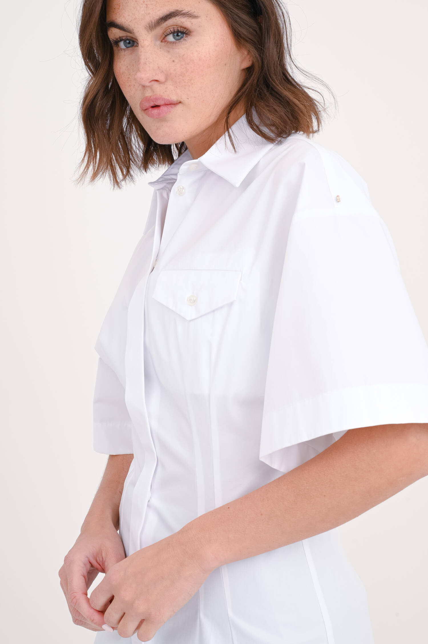 Bluse CURVE mit weitem Arm in Weiß