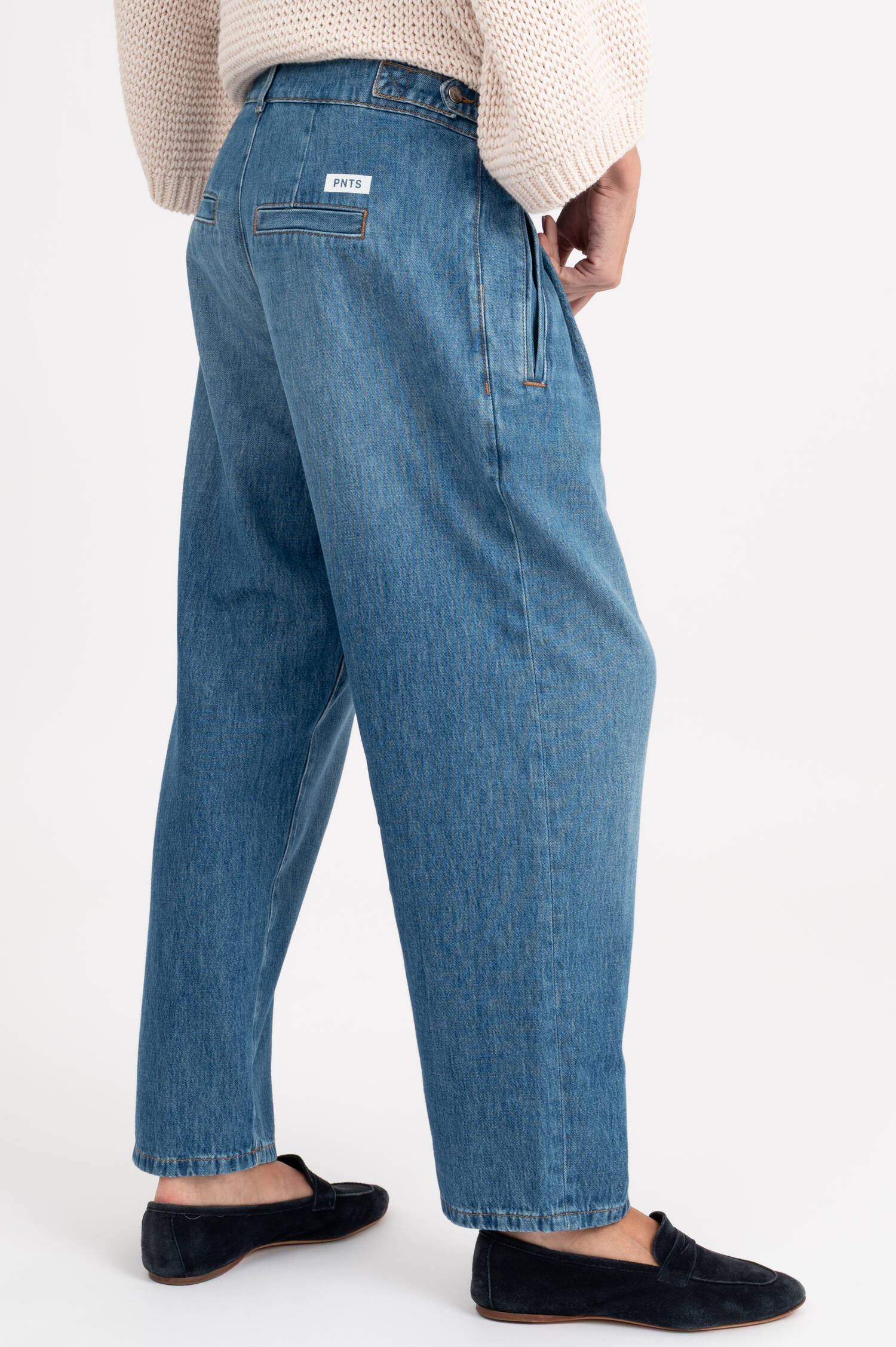Barrel-Jeans THE FRIEND in Mittelblau Barrel-Jeans THE FRIEND in Mittelblau