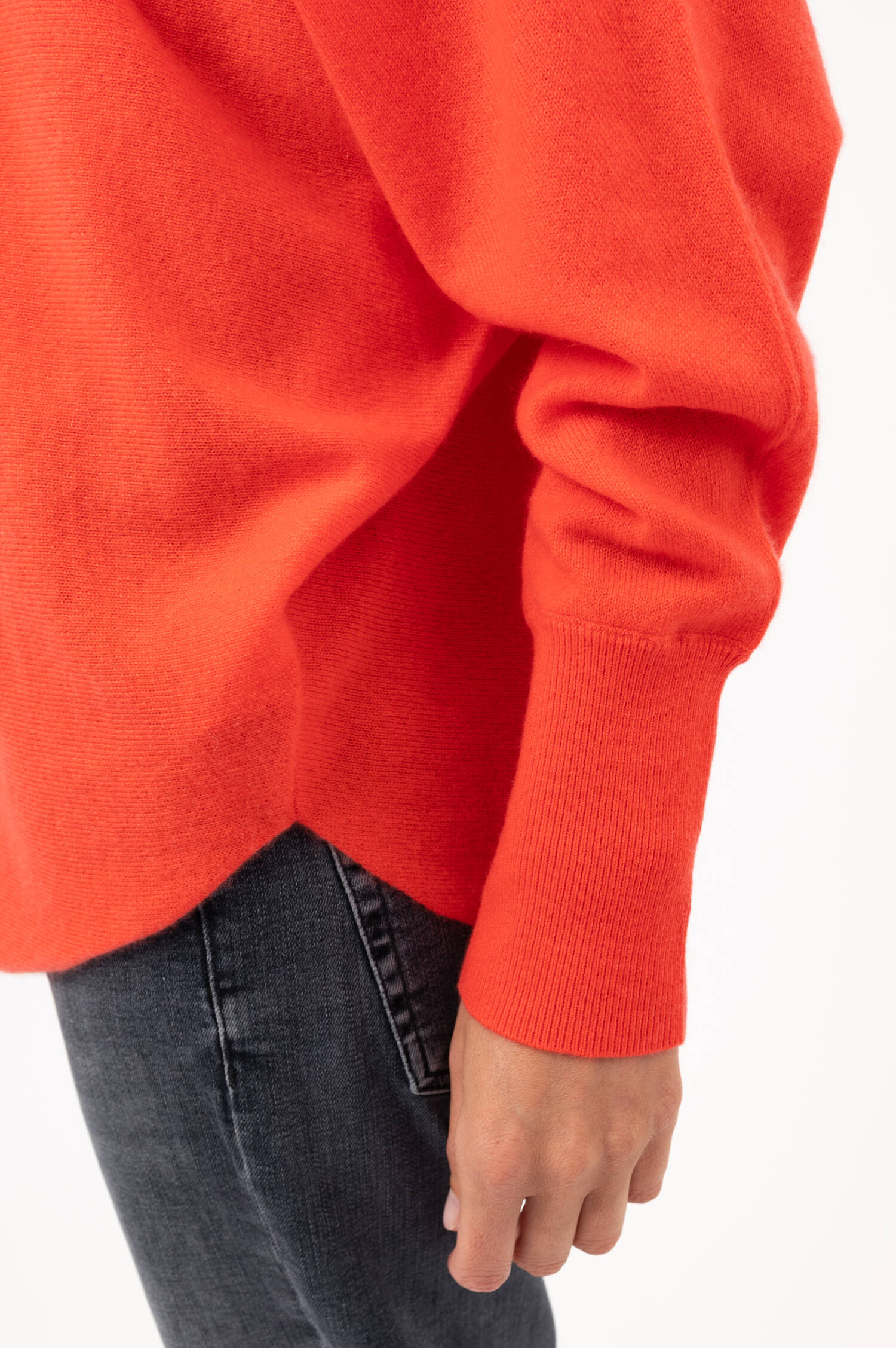 Cashmere-Pullover in Korallrot Cashmere-Pullover in Korallrot