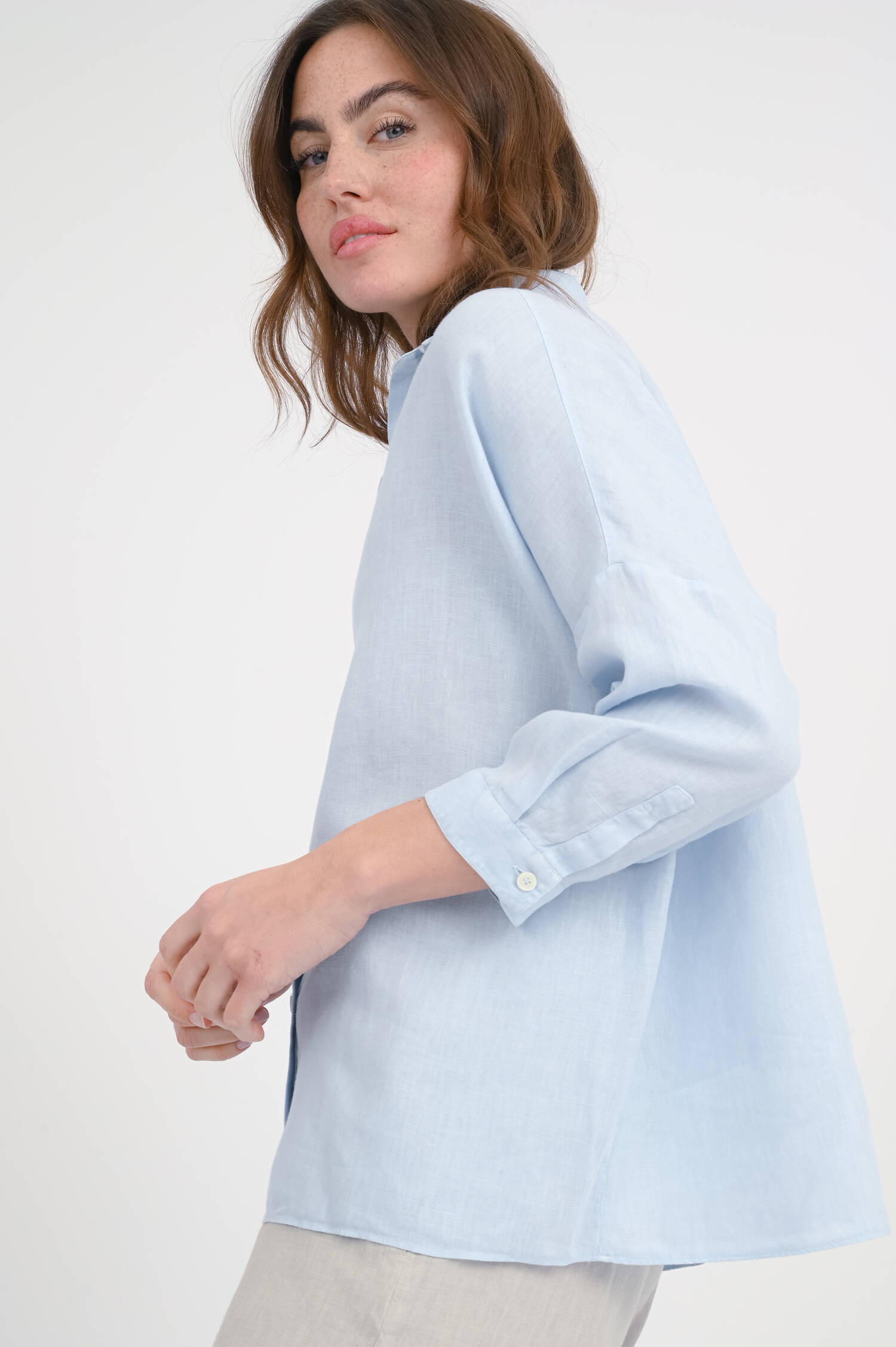 Leinenbluse mit verkürztem Arm GIOIA in Hellblau