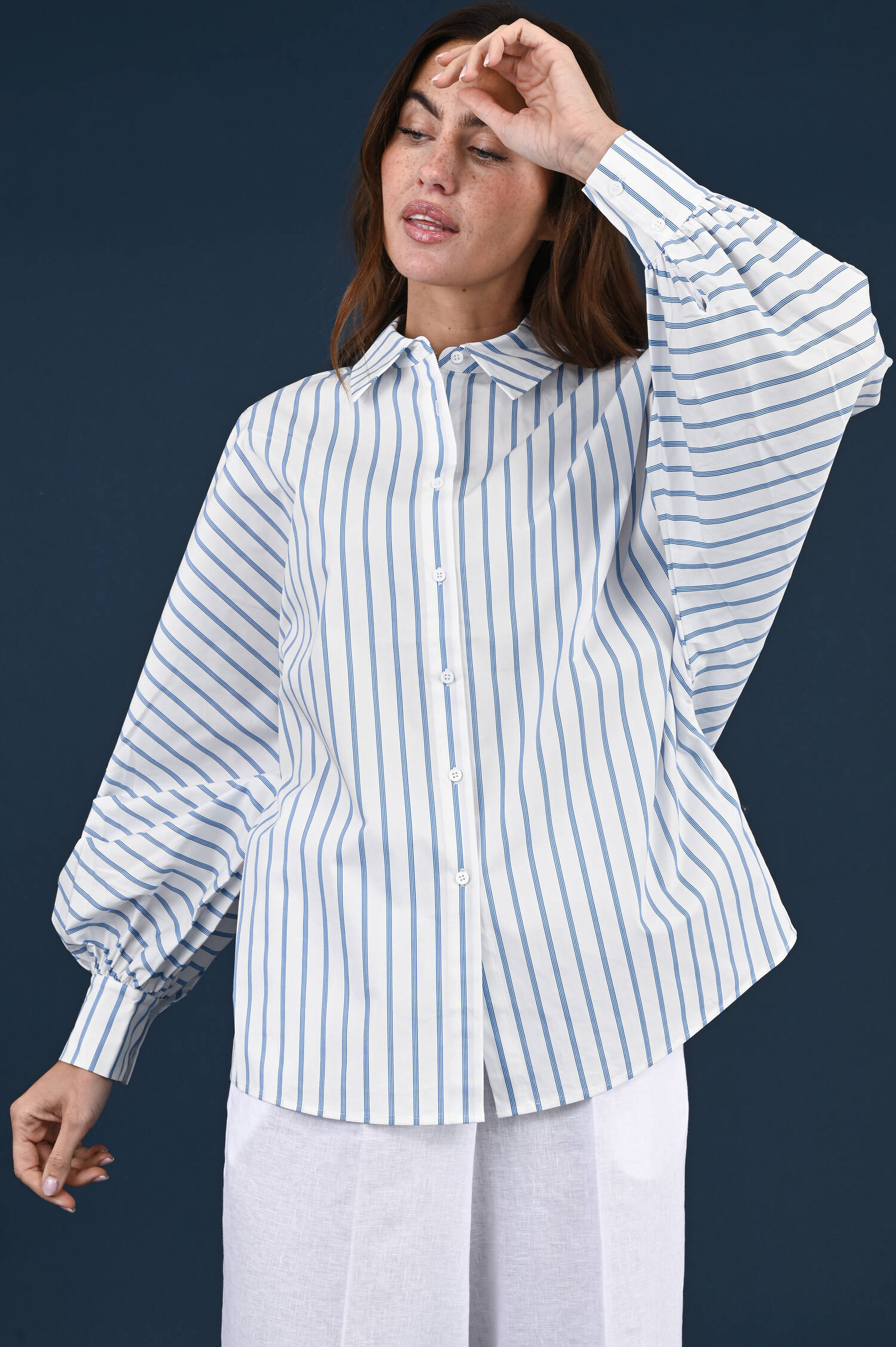 Streifenbluse mit Dolmanärmel in Blau/Weiß
