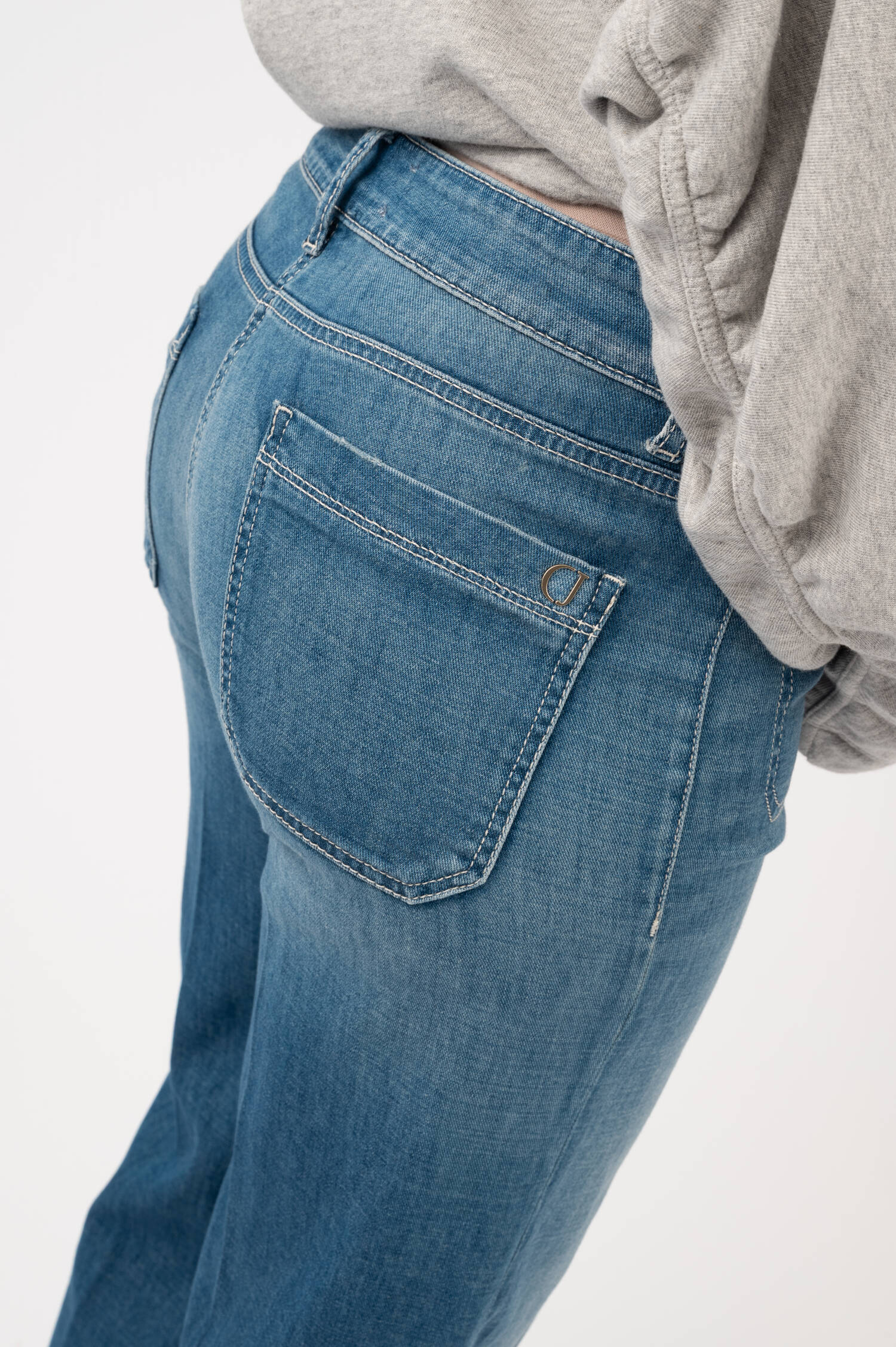 Jeans TESS LIGHTWEIGHT in Miitelblau