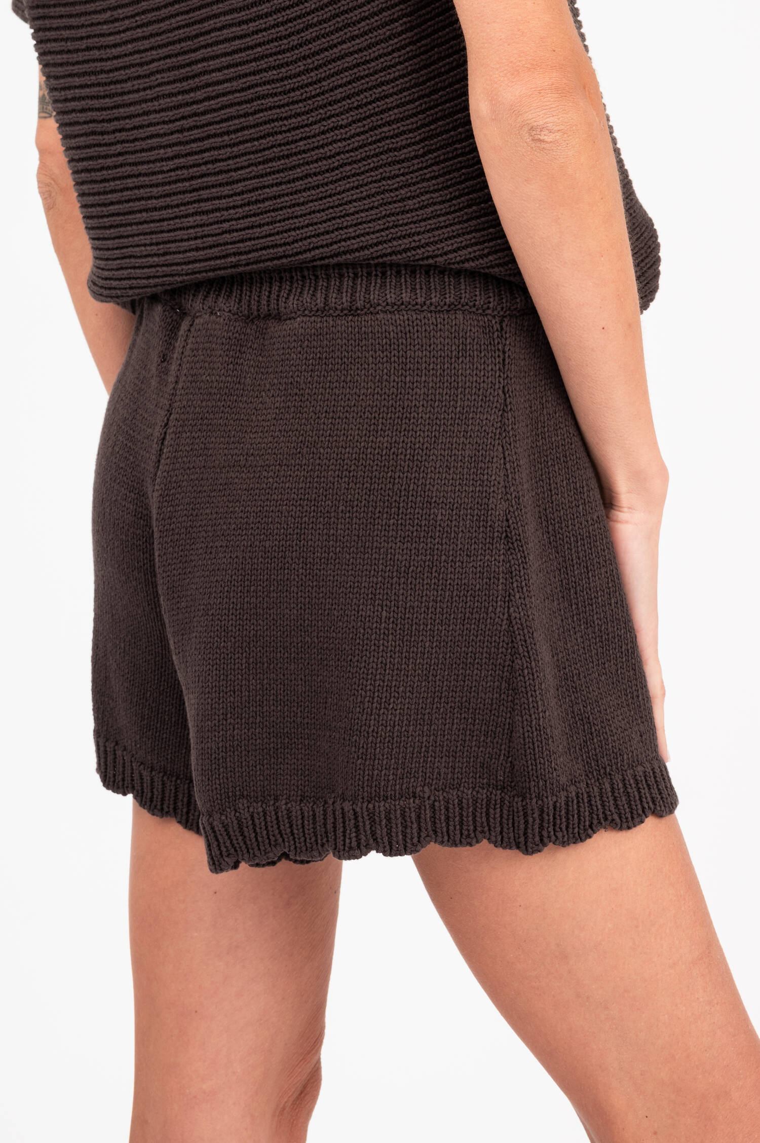 Strickshorts AVA in Dunkelbraun Strickshorts AVA in Dunkelbraun