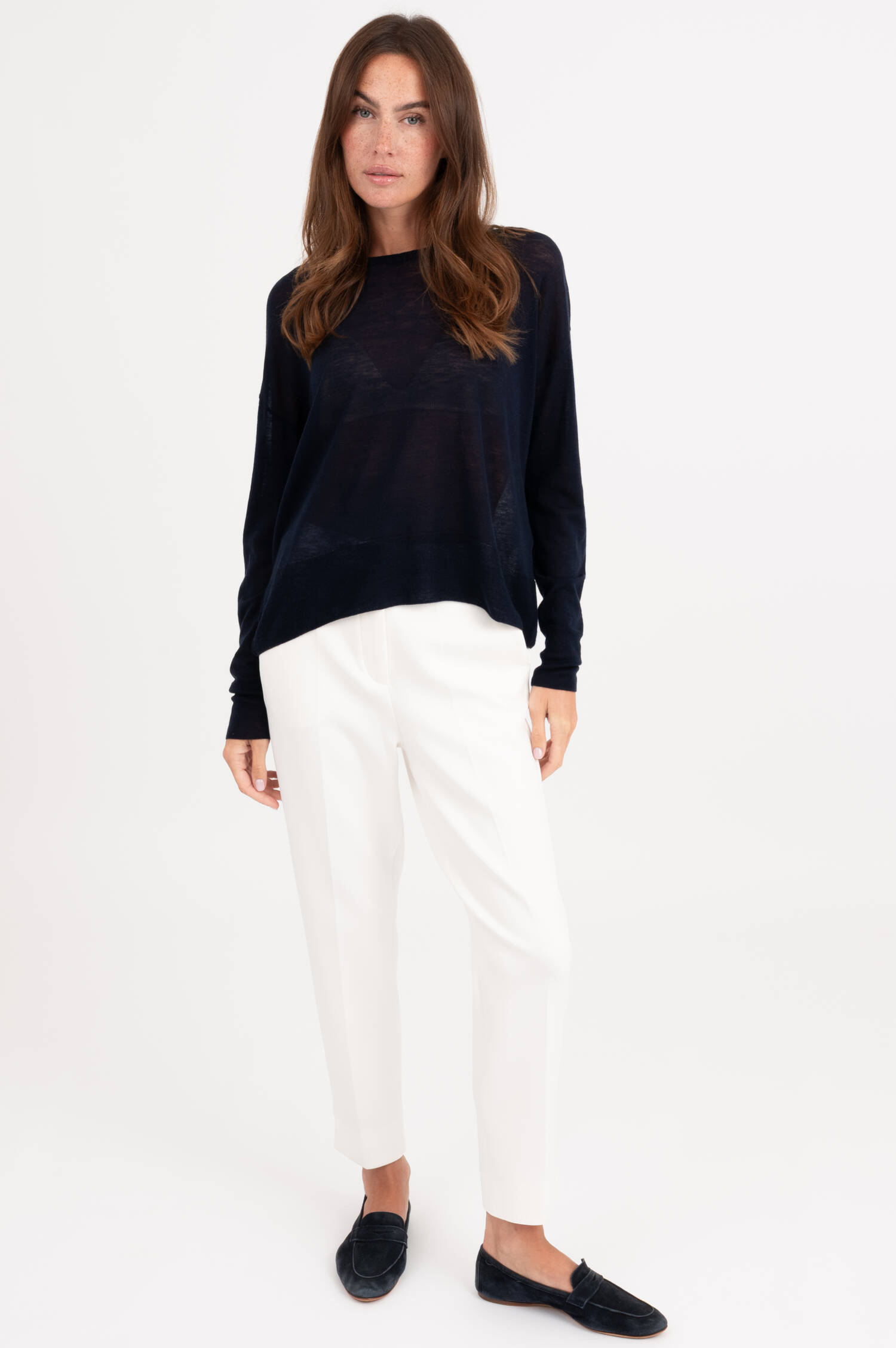 Gestricktes Langarmshirt in Navy
