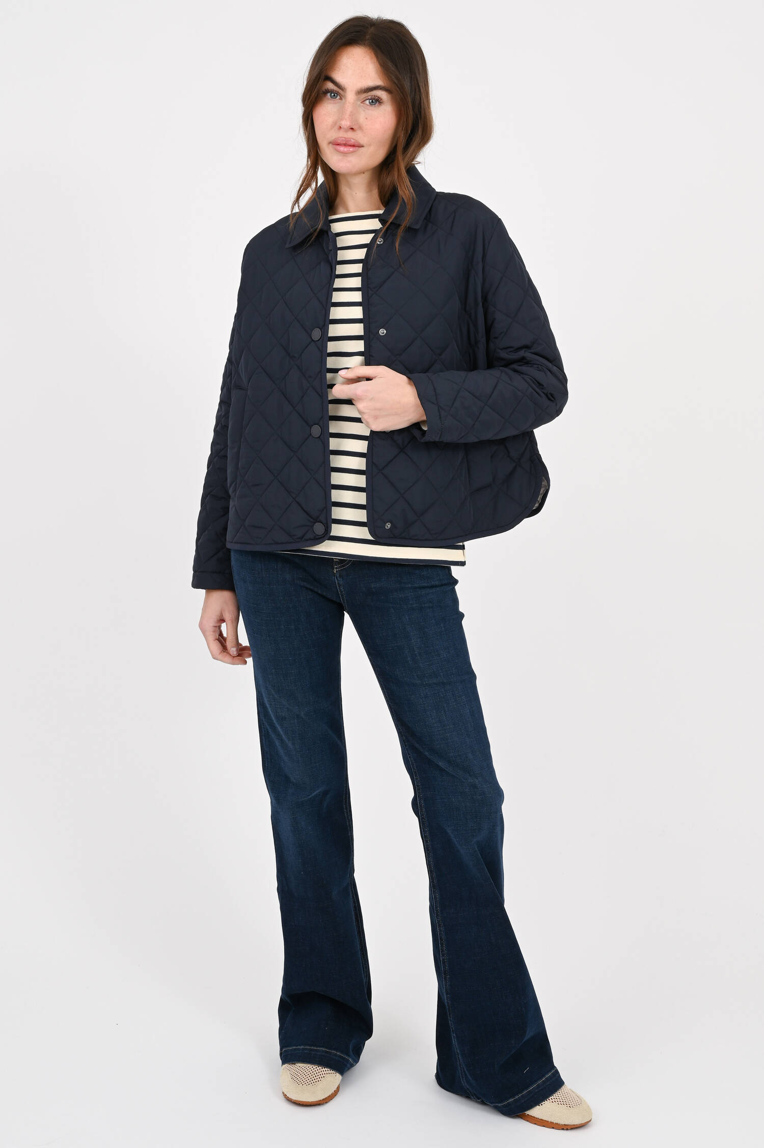 Steppjacke mit klassischem Kragen in Navy