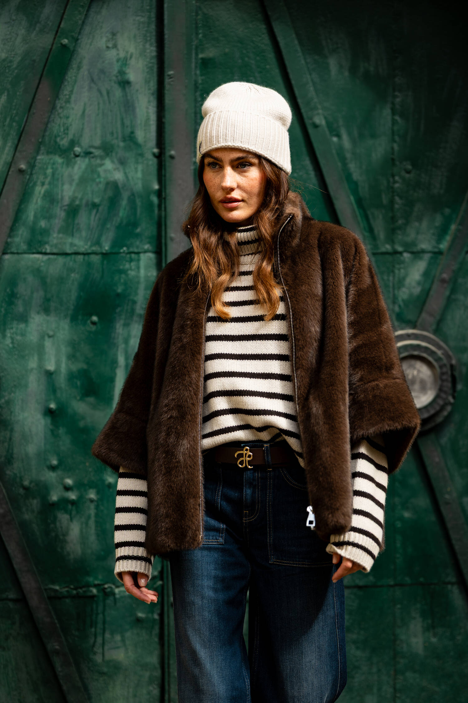 Faux-Fur-Jacke CHAMONIX in Braun Faux-Fur-Jacke CHAMONIX in Braun