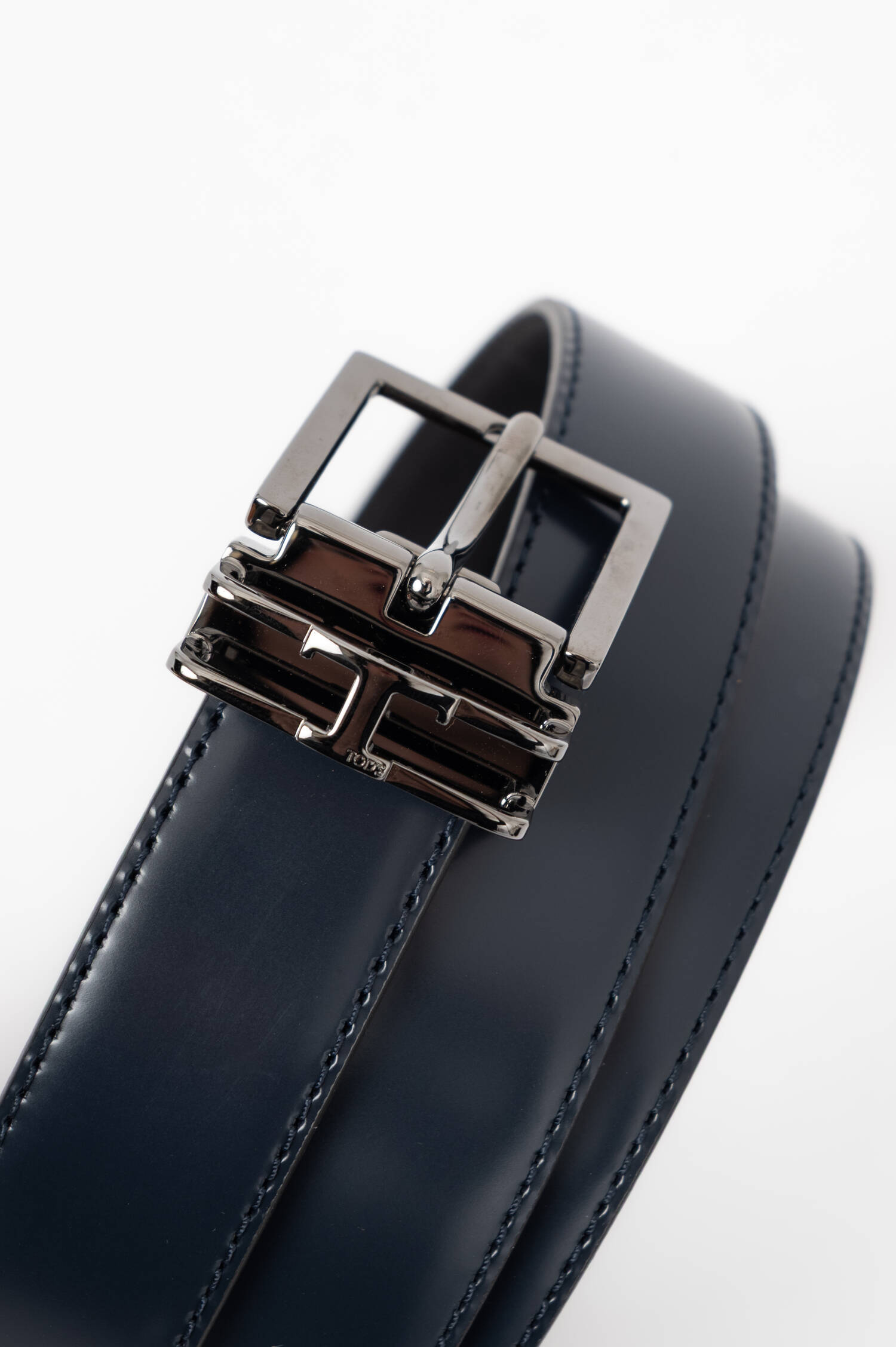 Wendbarer Ledergürtel in Navy