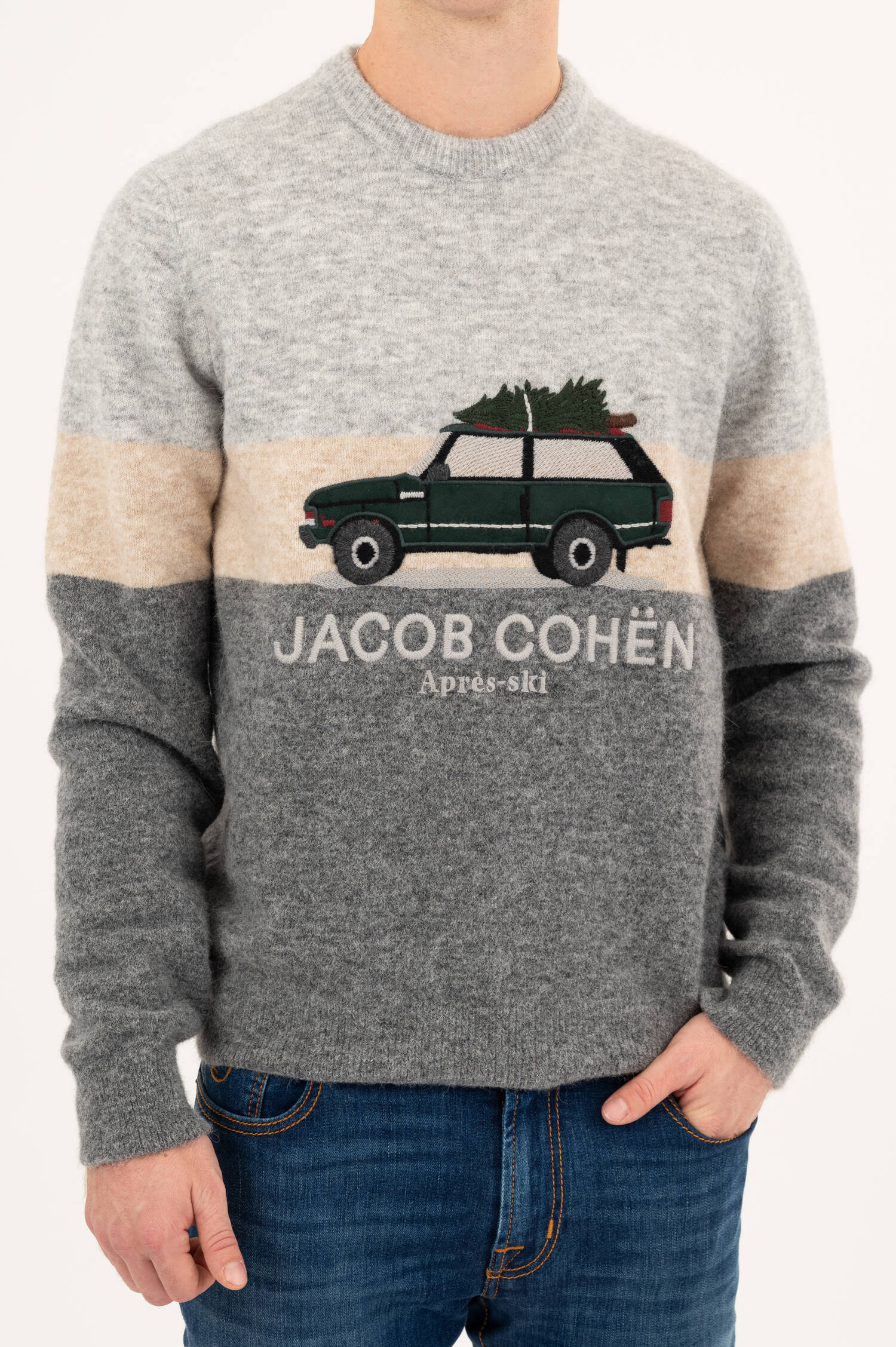 Pullover mit Auto-Stickerei in Grau meliert Pullover mit Auto-Stickerei in Grau meliert