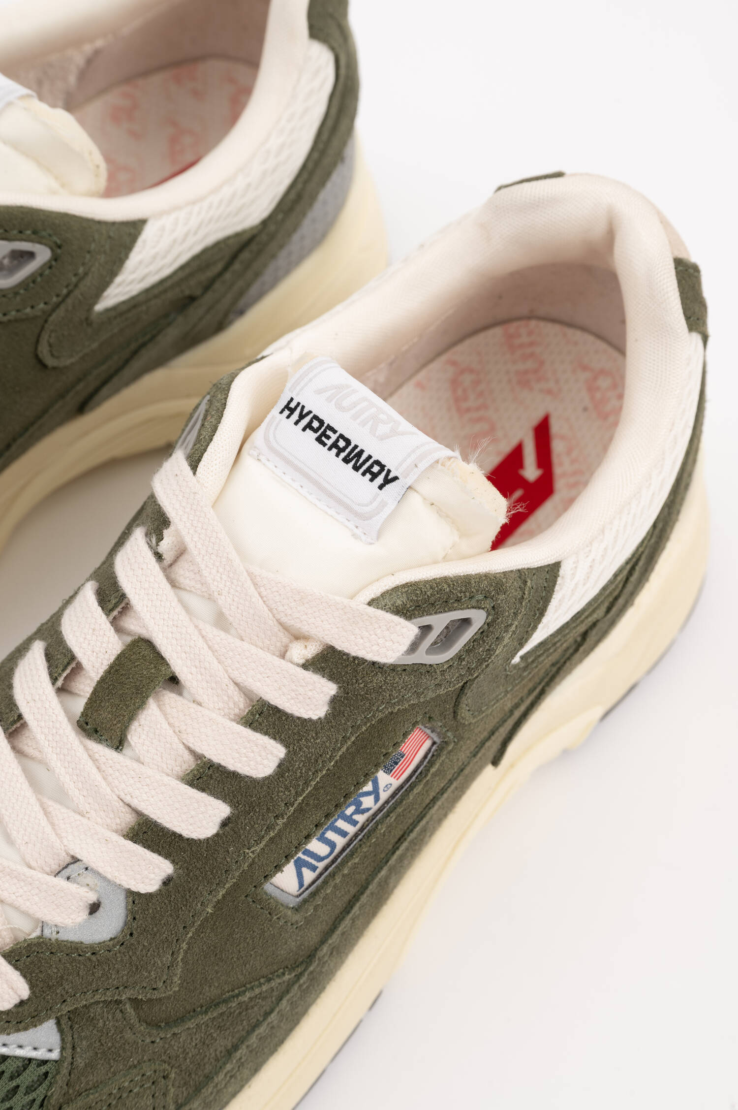 Sneaker HYPERWAY LOW in Olivgrün Sneaker HYPERWAY LOW in Olivgrün