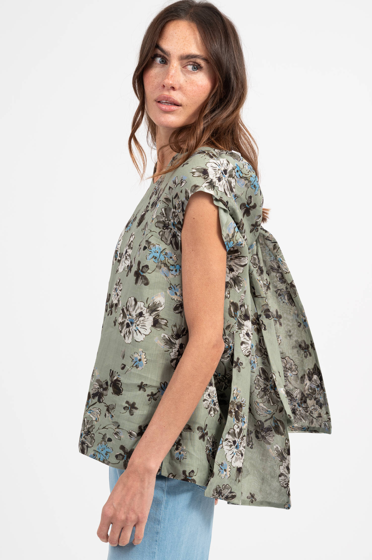 Bluse DORICO mit Blumenprint in Olivgrün