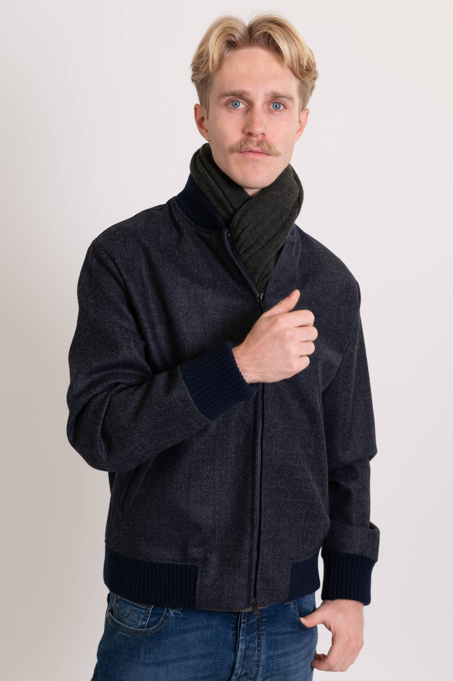 Cashmere-Schal in Khaki Cashmere-Schal in Khaki