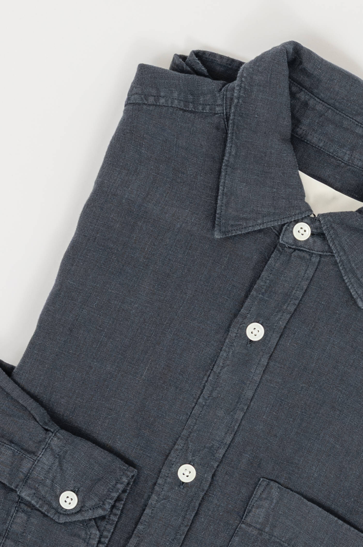 Leinenhemd in Anthrazit