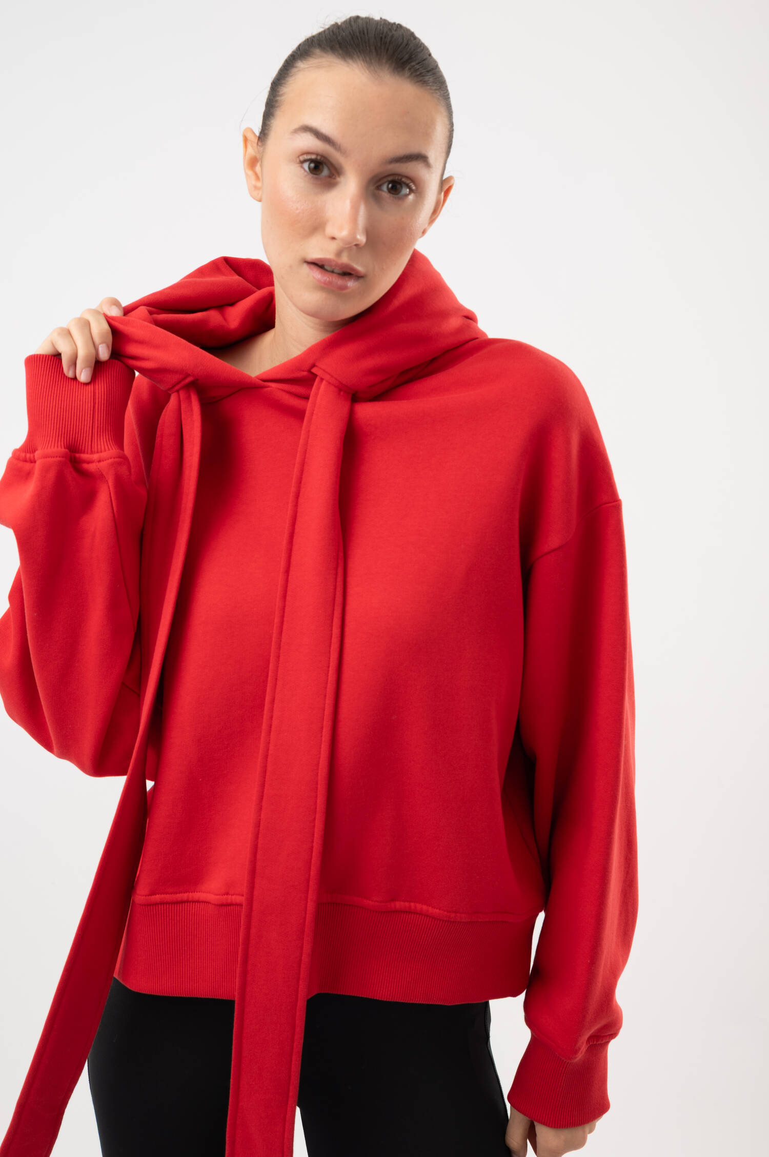 Hoodie mit Schleife in Rot Hoodie mit Schleife in Rot