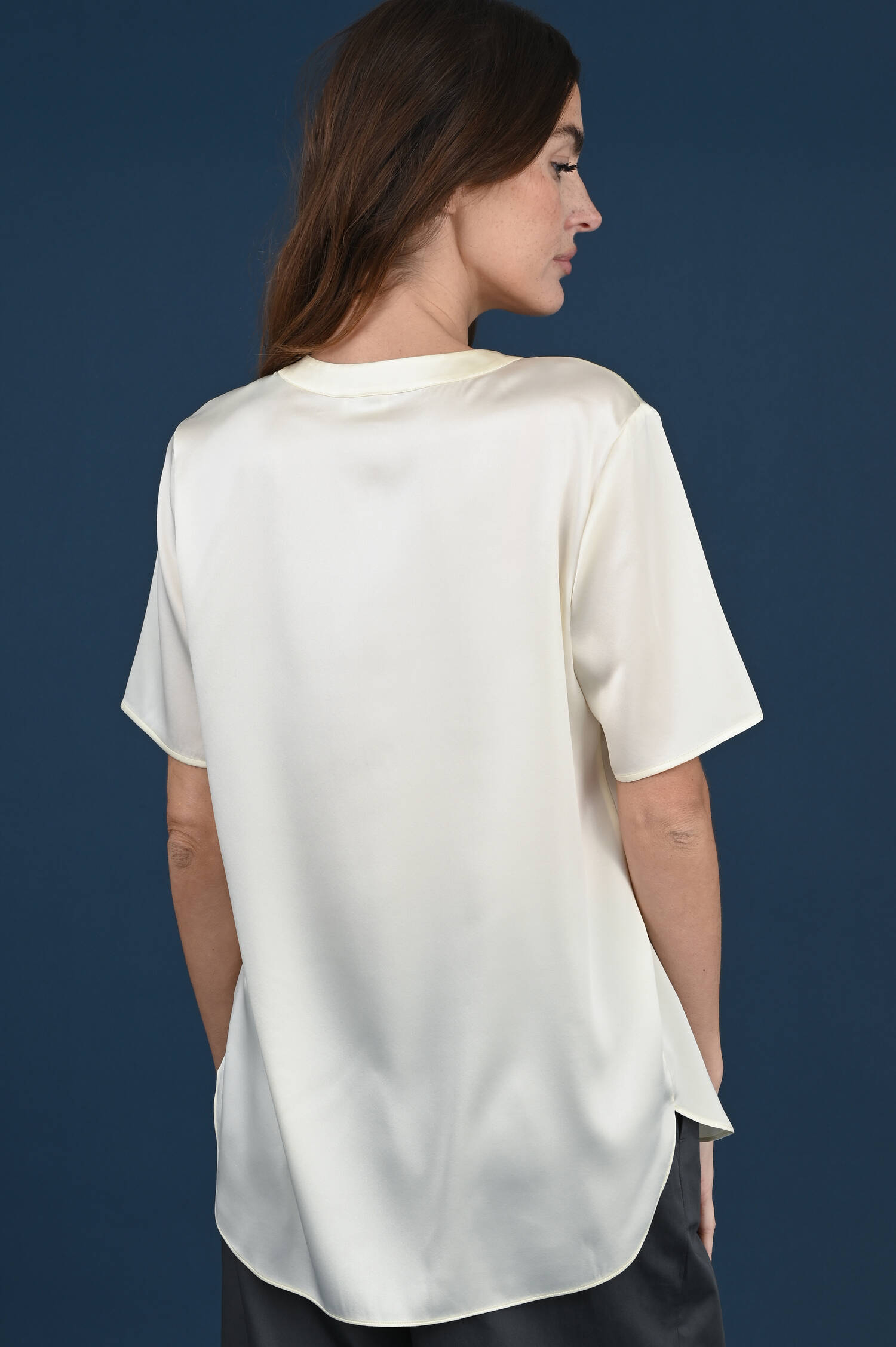 Satinbluse aus Seidenmix in Mozzarellabeige