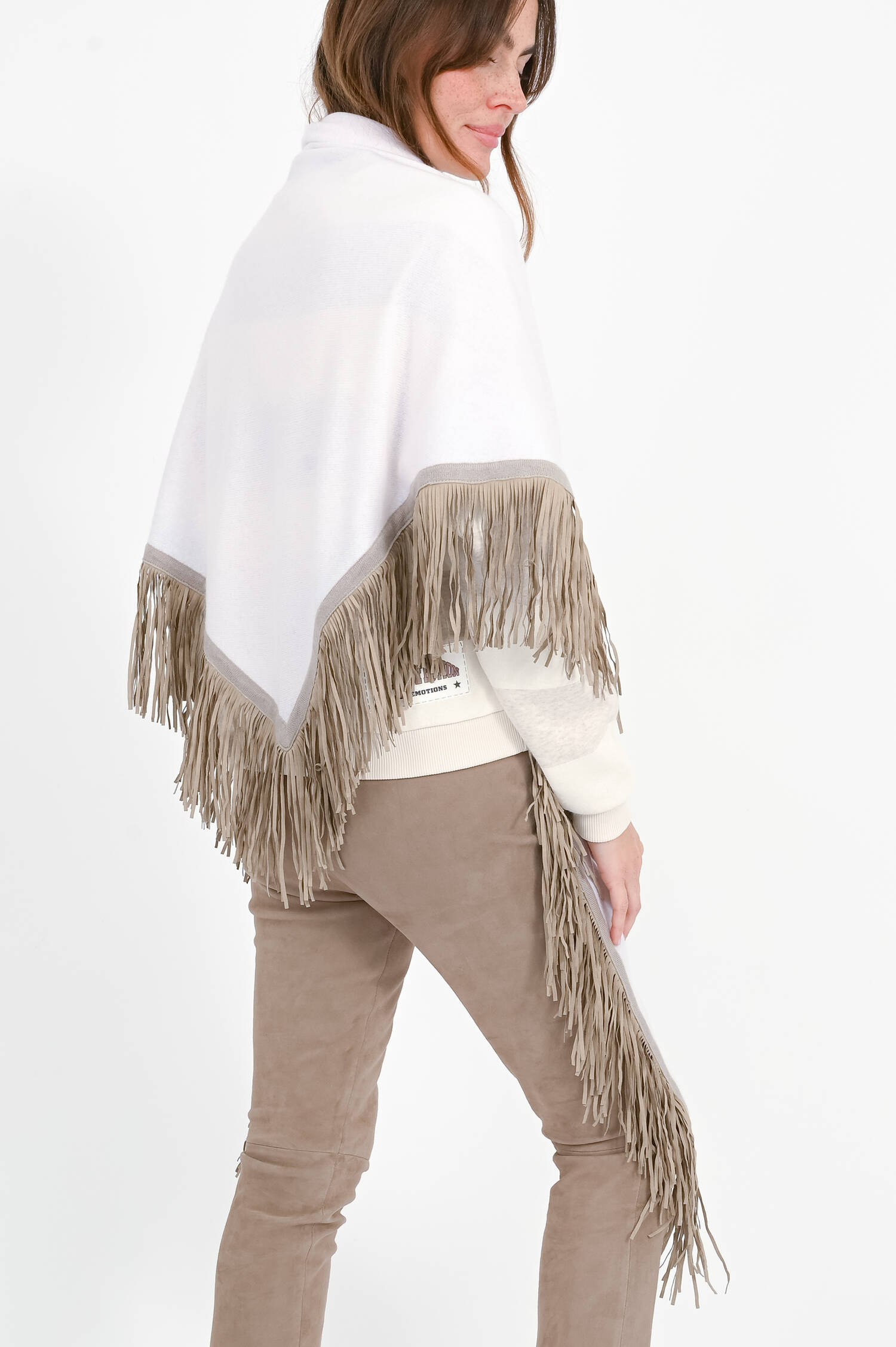 Woll-Cashmere-Poncho mit kontrast Fransen in White Woll-Cashmere-Poncho mit kontrast Fransen in White