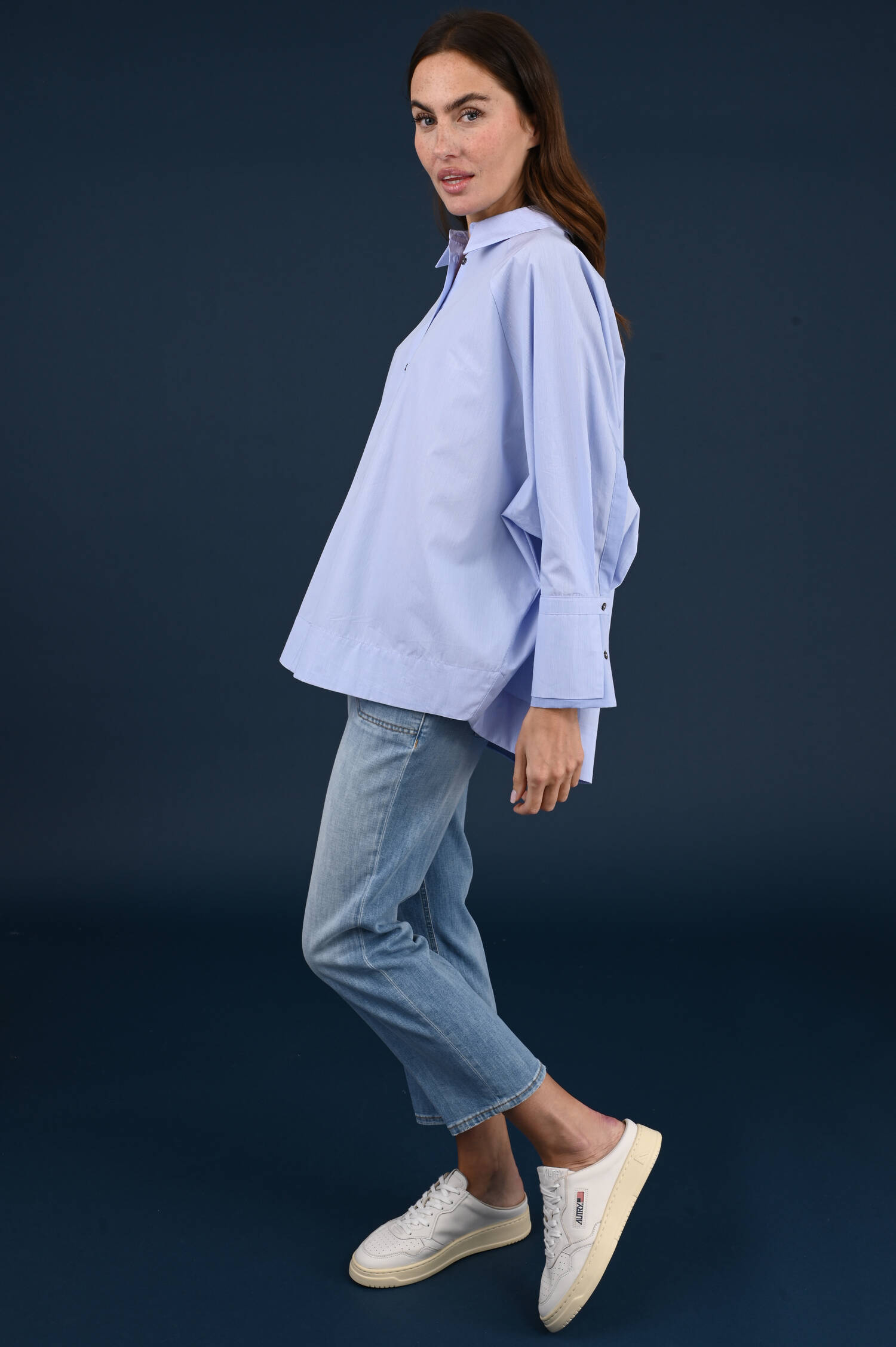 Bluse Mit Kellerfalten in Blau/Weiß gestreift