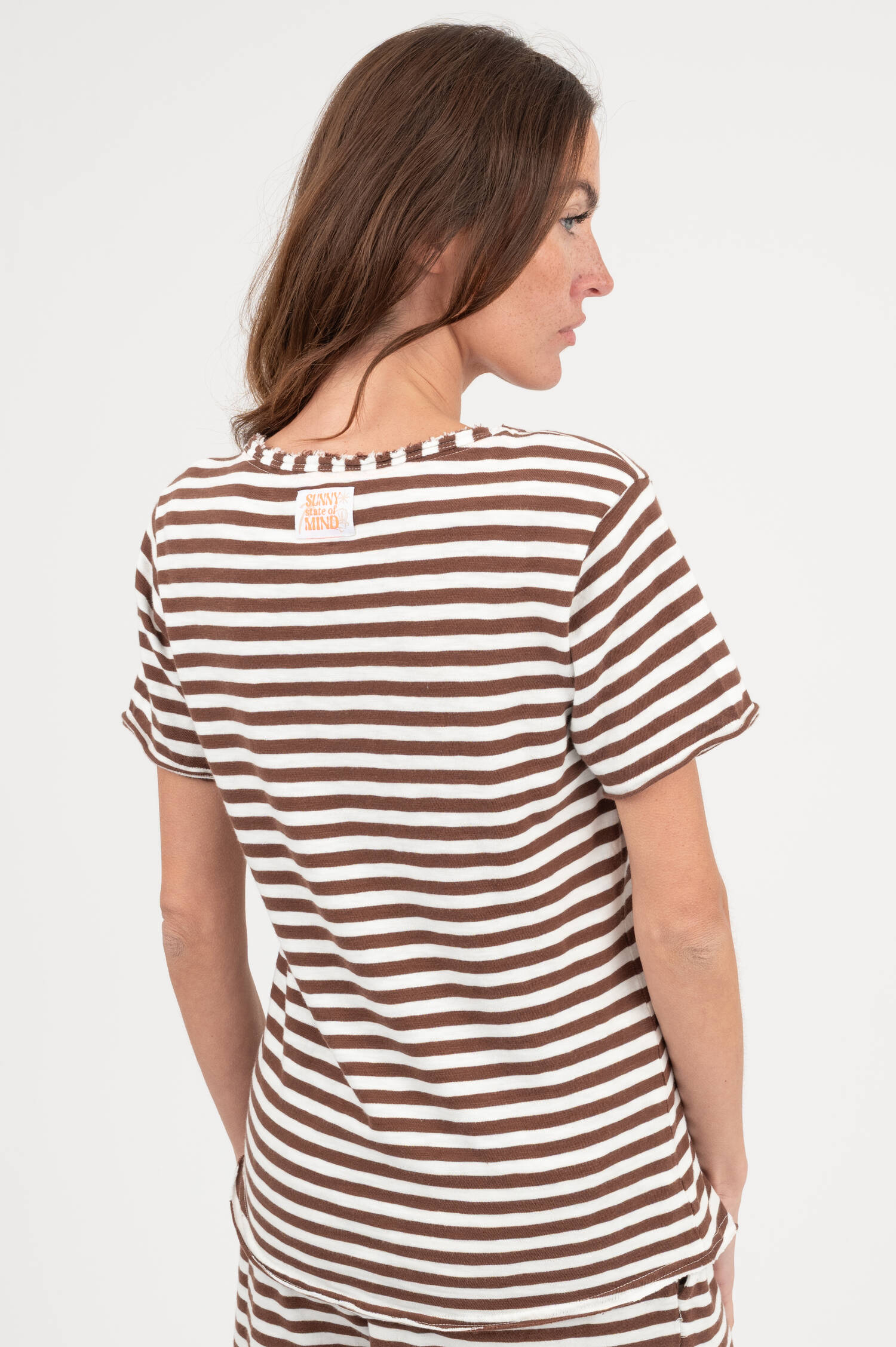T-Shirt in Weiß/Braun gestreift T-Shirt in Weiß/Braun gestreift