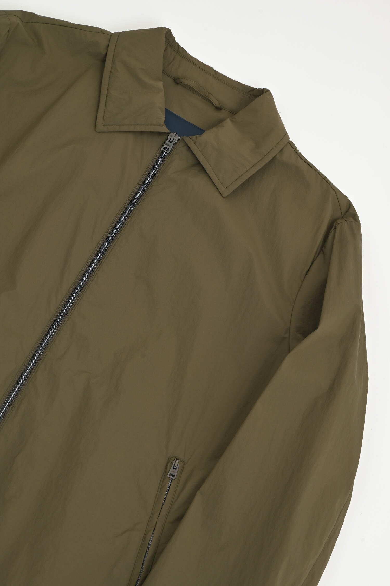 Leichte Jacke in Khaki