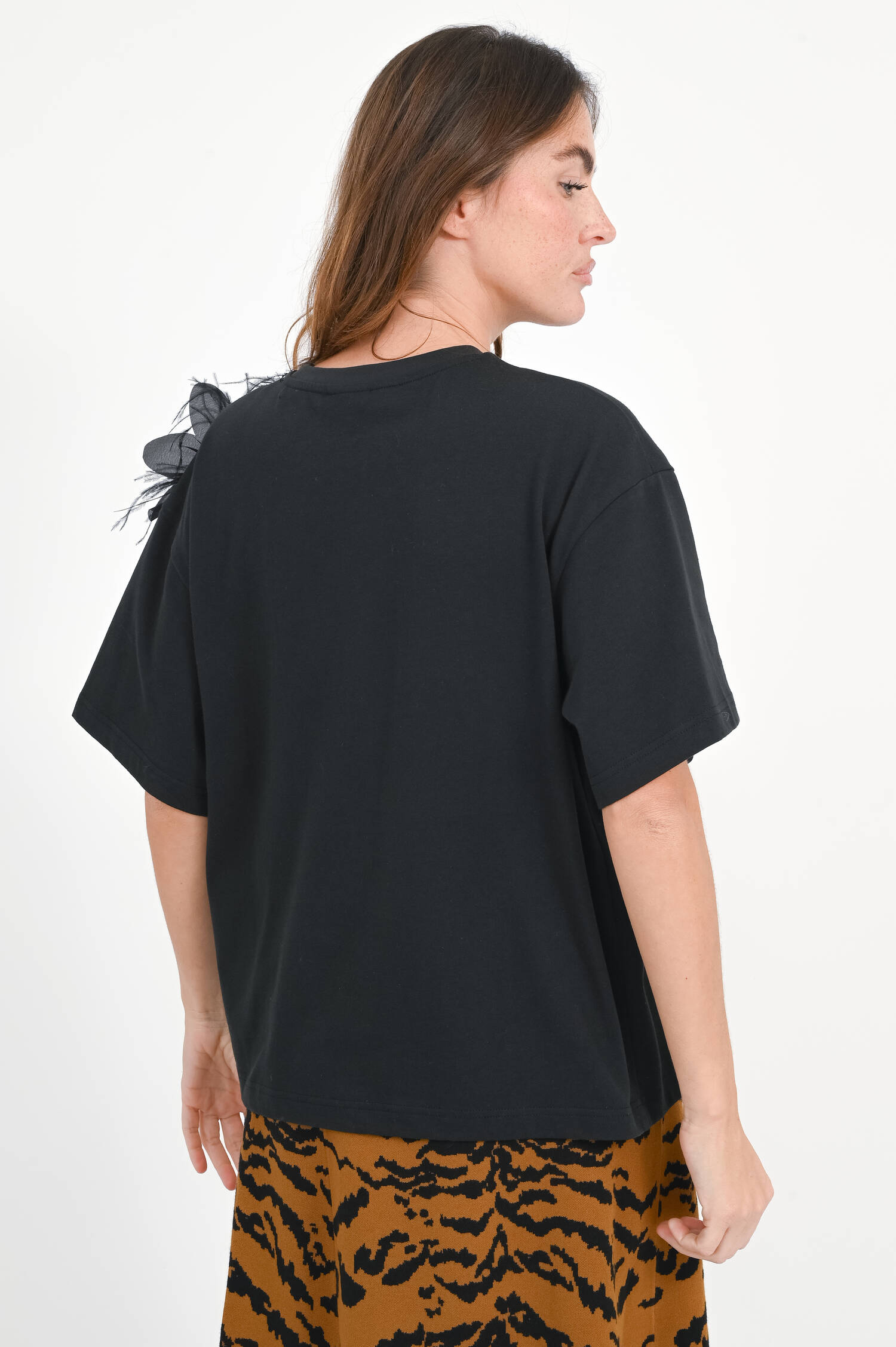 Oversized T-Shirt mit Blumen-Detail in Schwarz