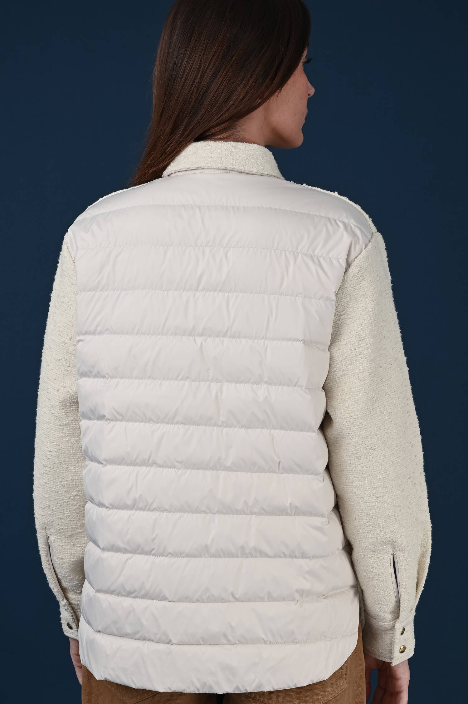 Hybrid Bouclé Daunensteppjacke in Beige