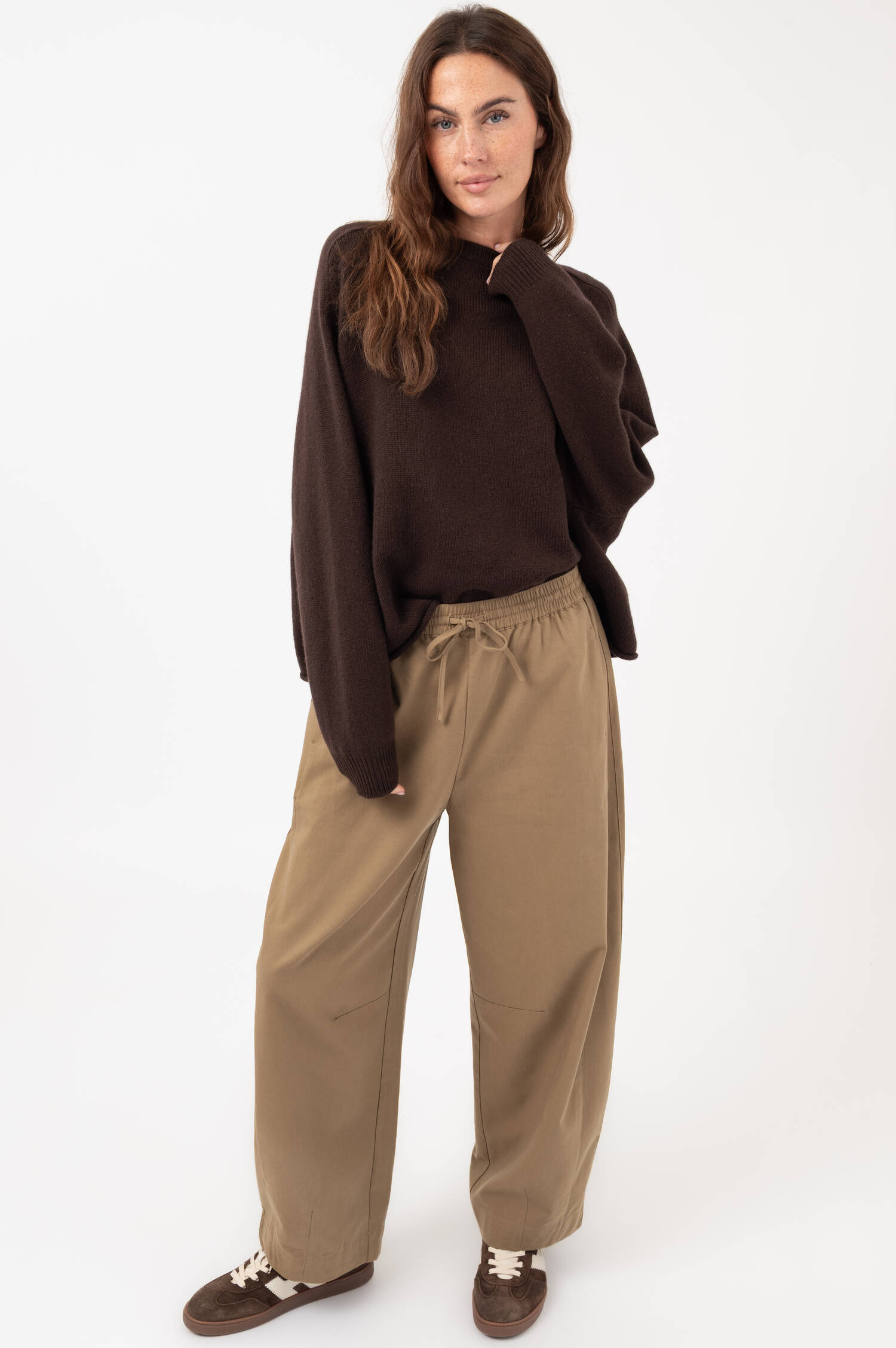 Wide-Leg Hose in Camel