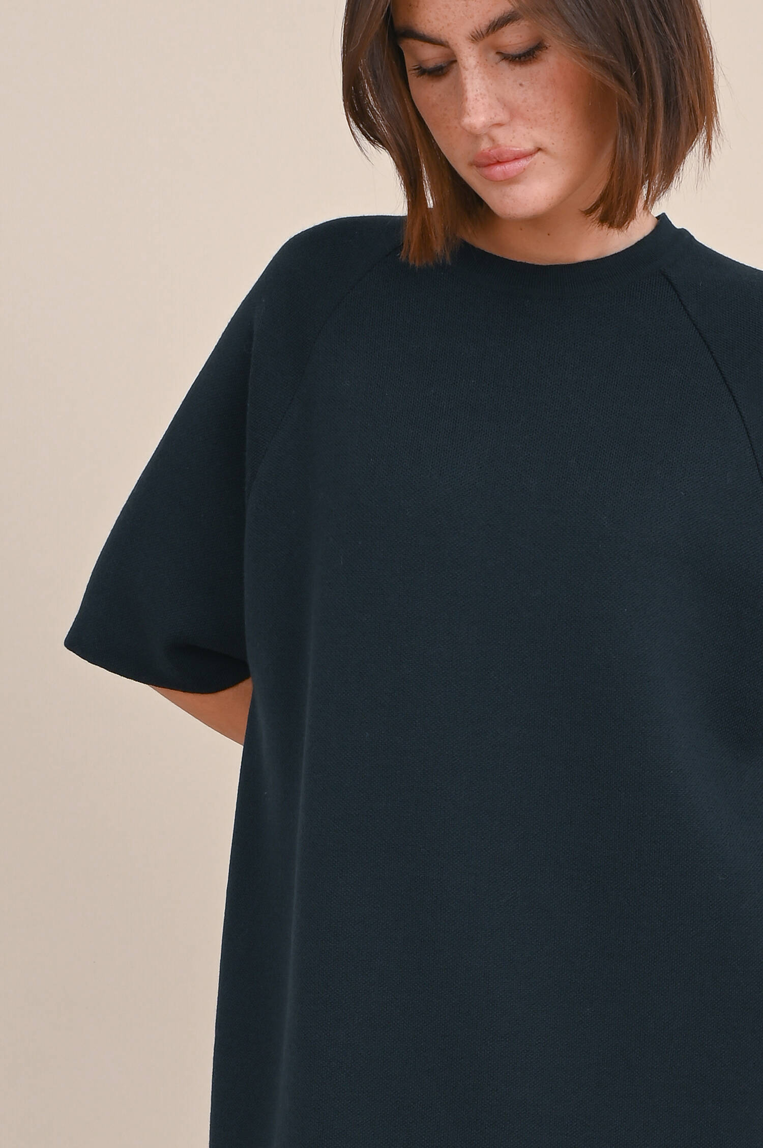 Oversize Kleid LEOPOLDINE in Schwarz Oversize Kleid LEOPOLDINE in Schwarz