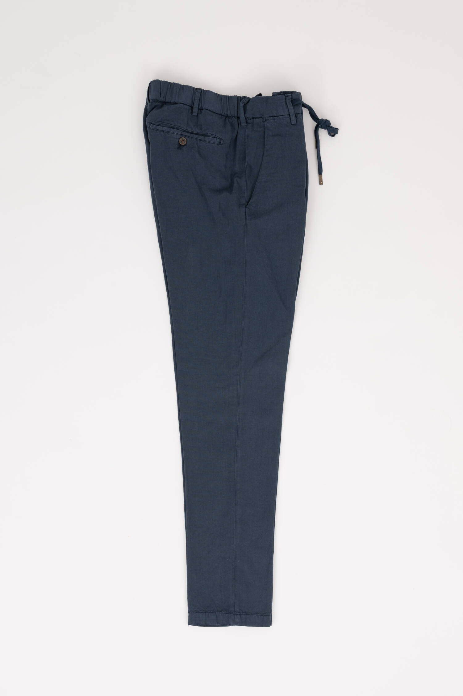 Chino mit Kordelzug in Marine
