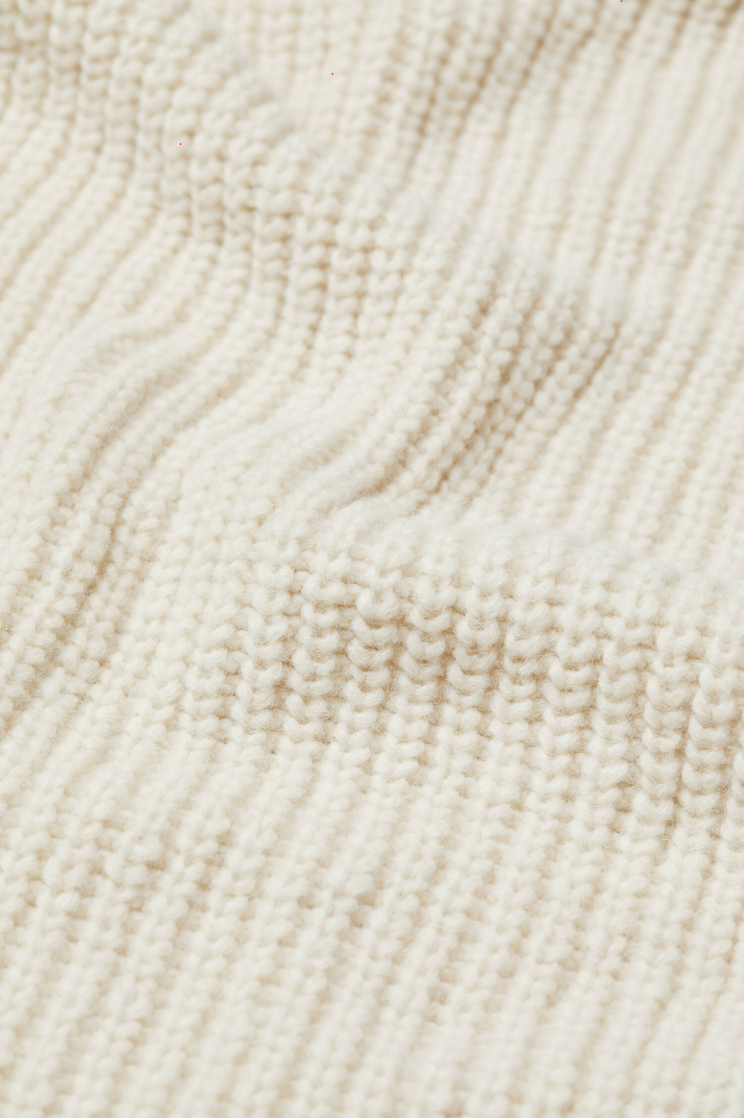 Strickschal aus Alpaka-Mix in Creme Strickschal aus Alpaka-Mix in Creme