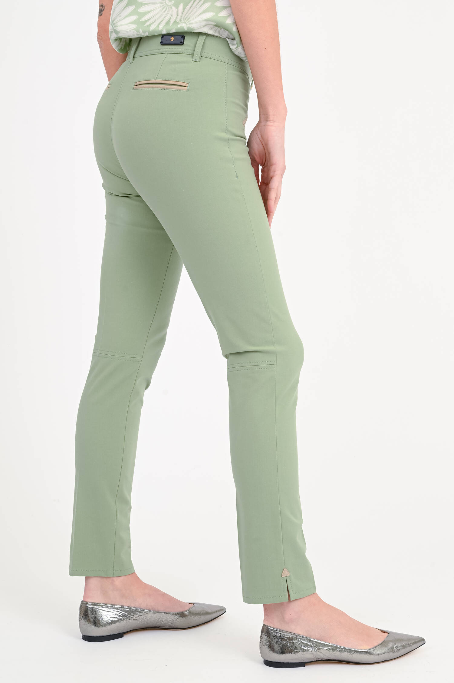  Chino ROYAL mit Lederdetails in Salbei