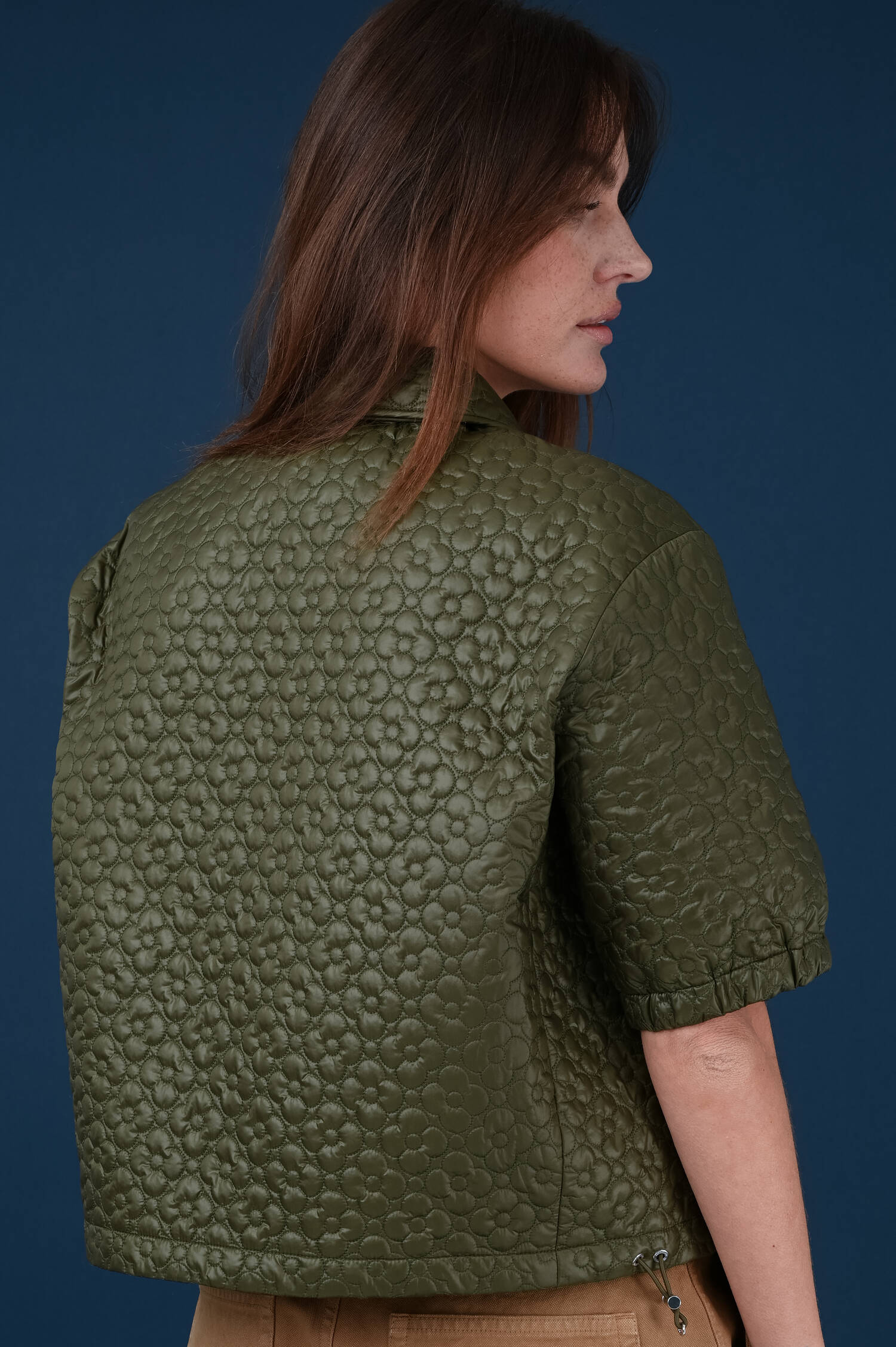 Kurzarm Steppjacke in Olivgrün Kurzarm Steppjacke in Olivgrün